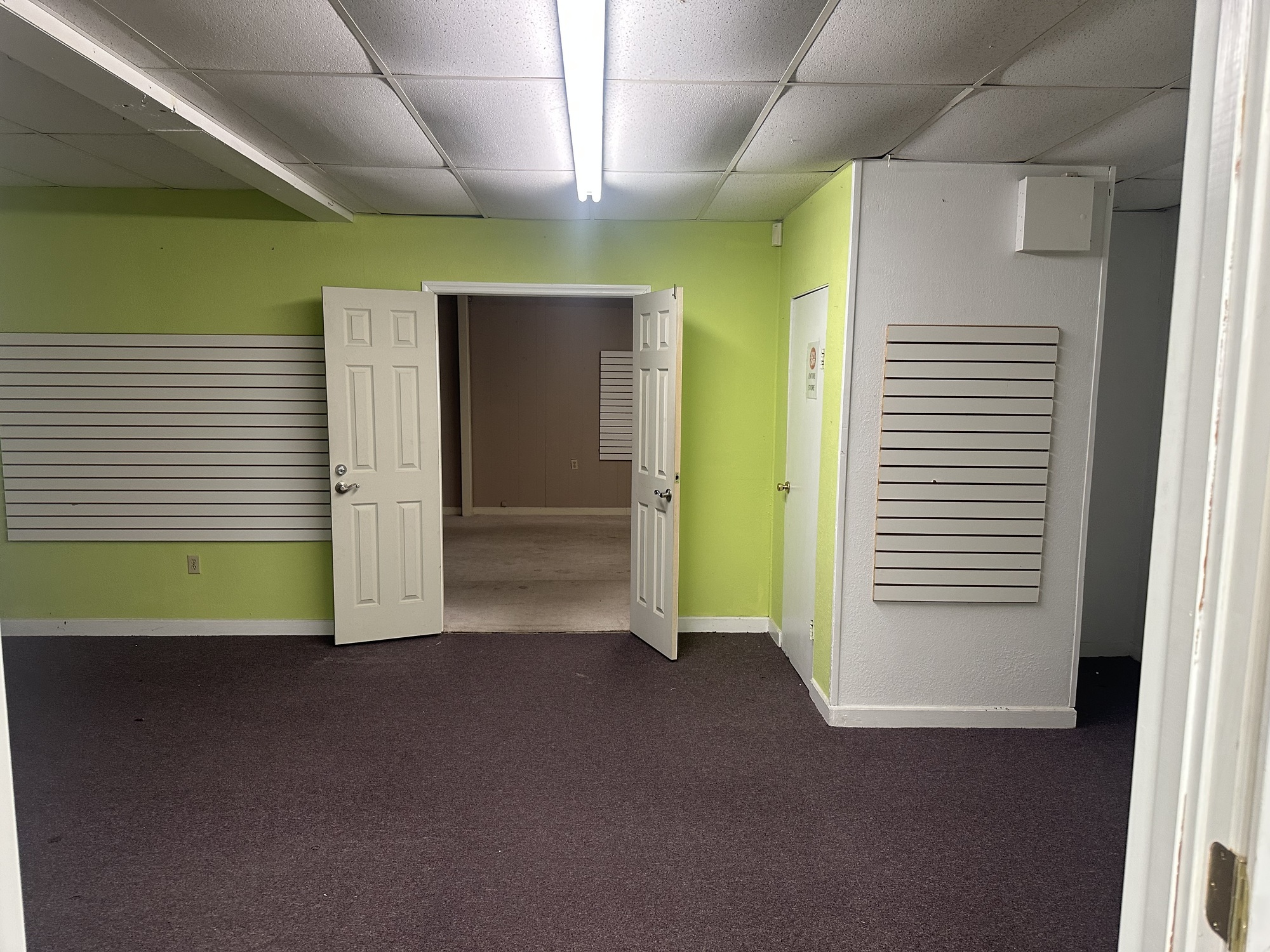 3642 Tamiami Trail - photo 8 of 19