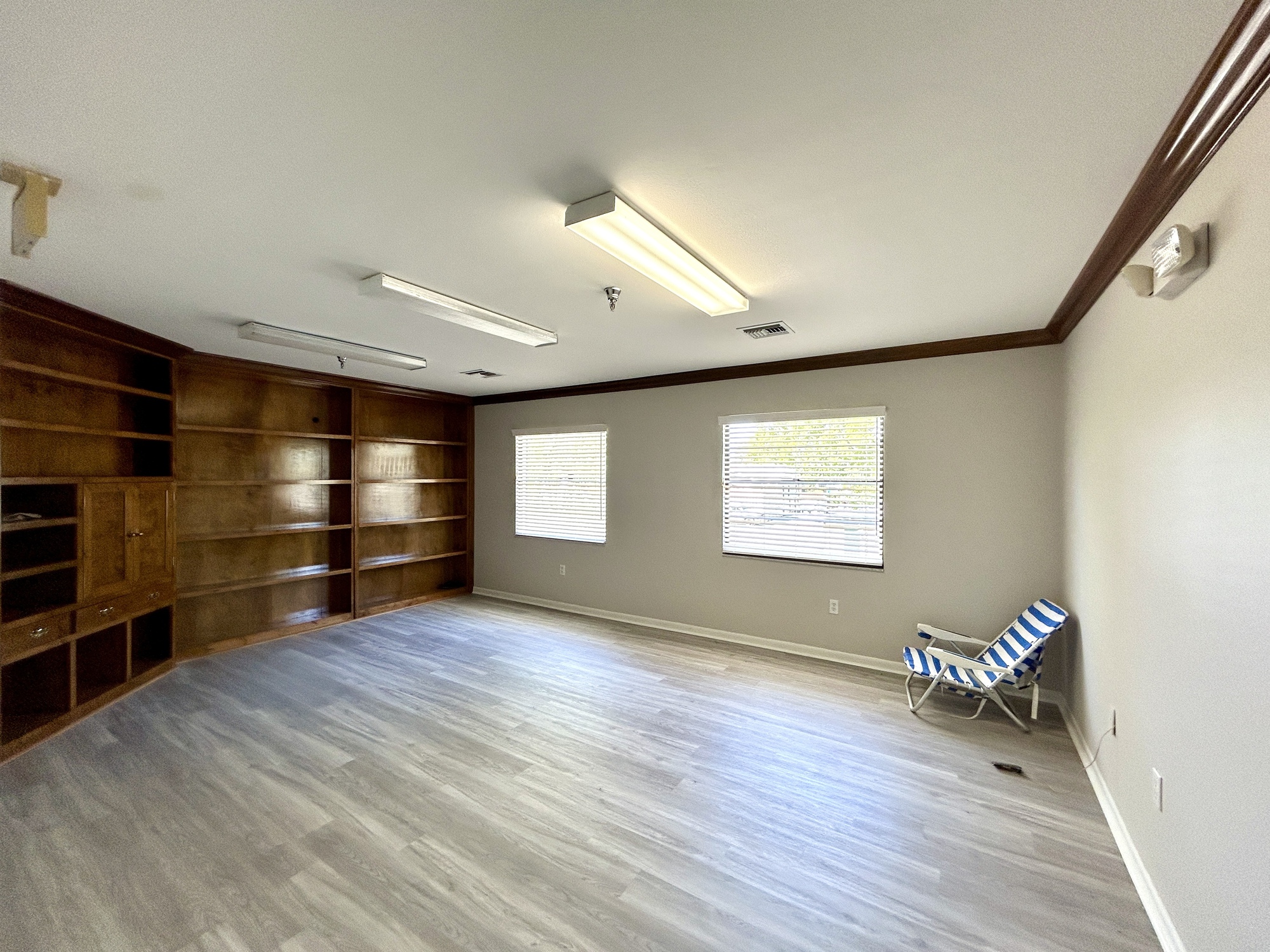 2027 Manatee Ave W- Interior