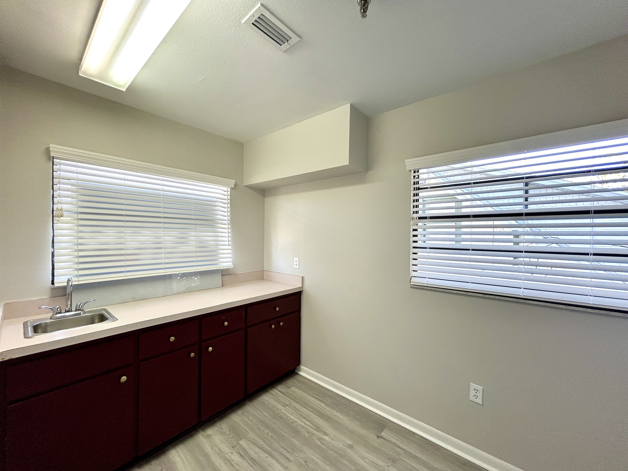 2027 Manatee Ave W- Interior