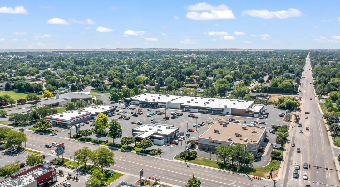 Overland Plaza | Retail Space For Lease | Boise, Idaho
