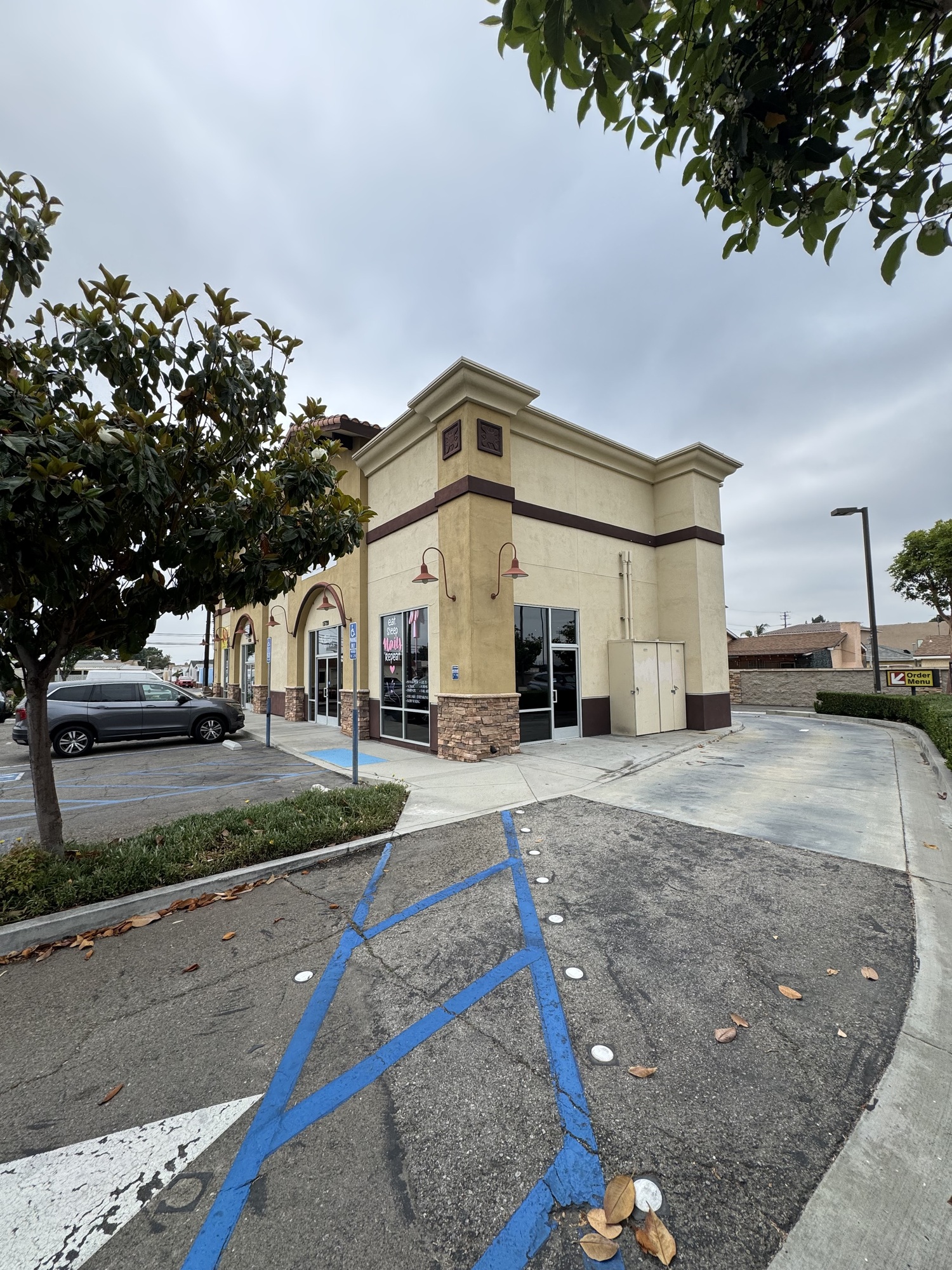 Prime Retail Sublease 4