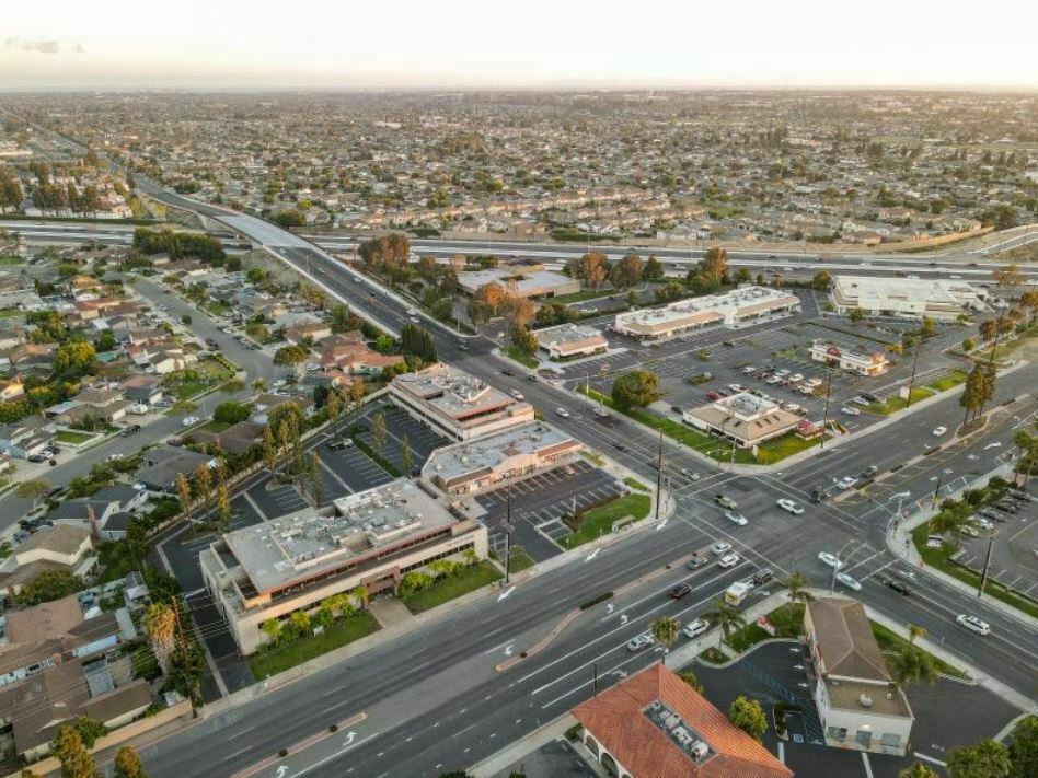 Valley Plaza Executive Suites 2