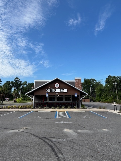 Stand alone drive thru restaurant property 4