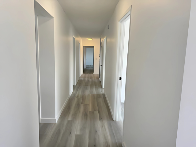 935 W 10th St thumbnail 3