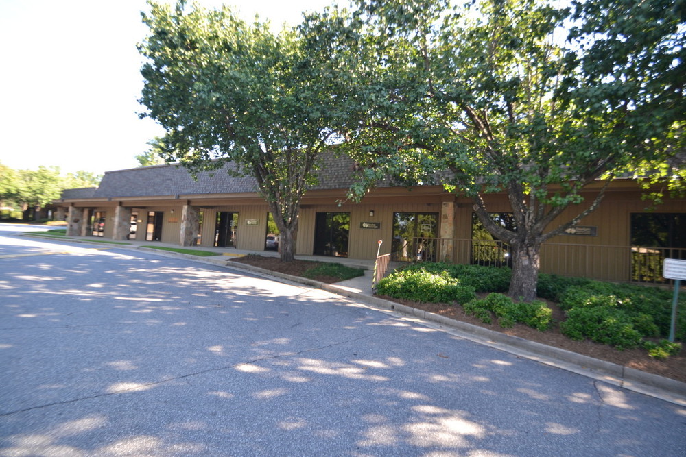 5820 Veterans Parkway