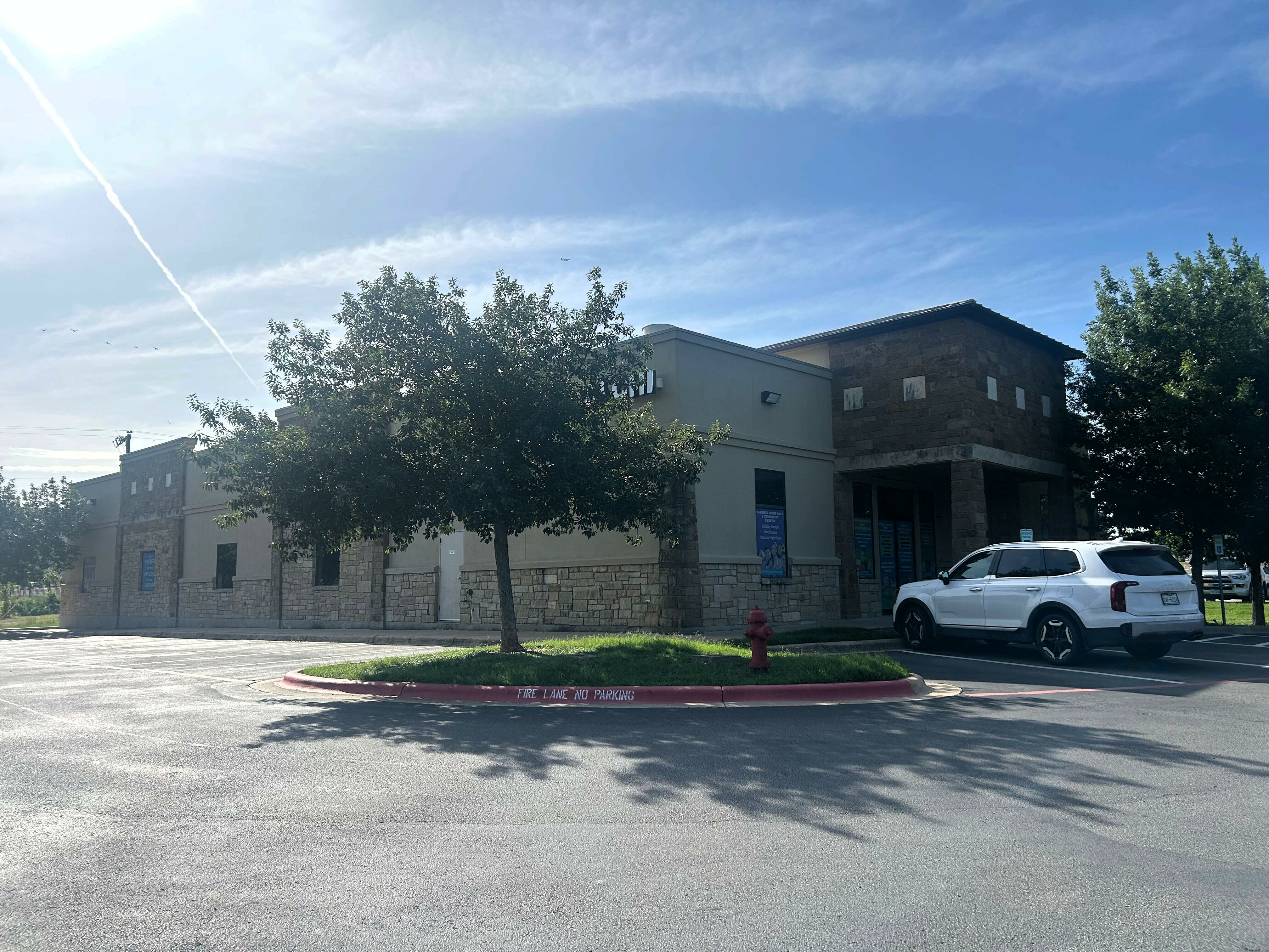 2401 South A.W. Grimes Boulevard, Round Rock, TX