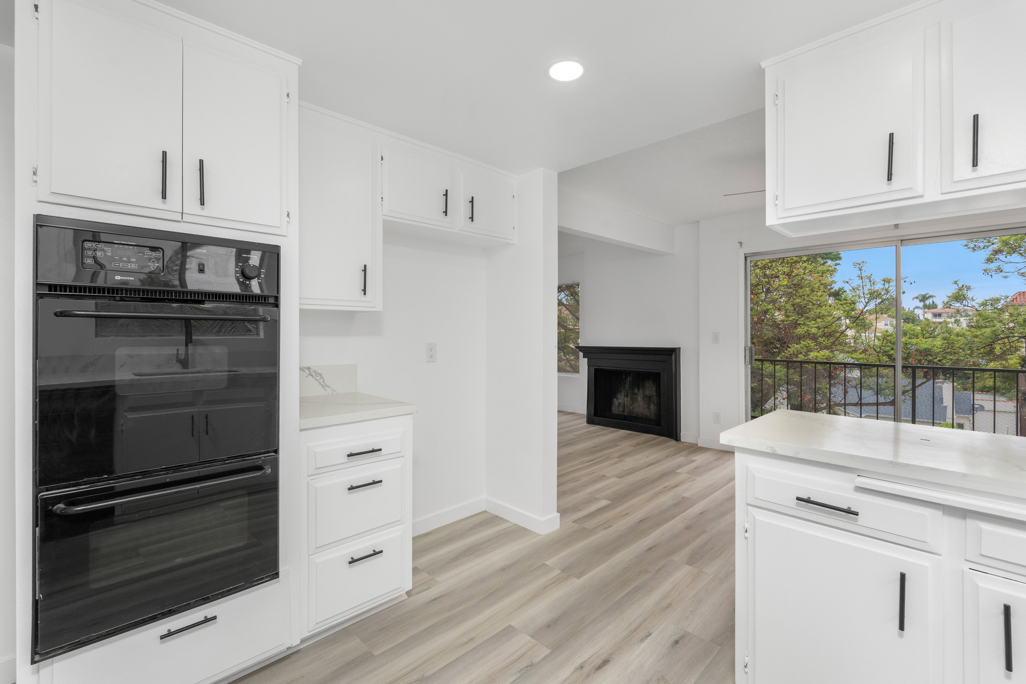 935 W 10th St thumbnail 10