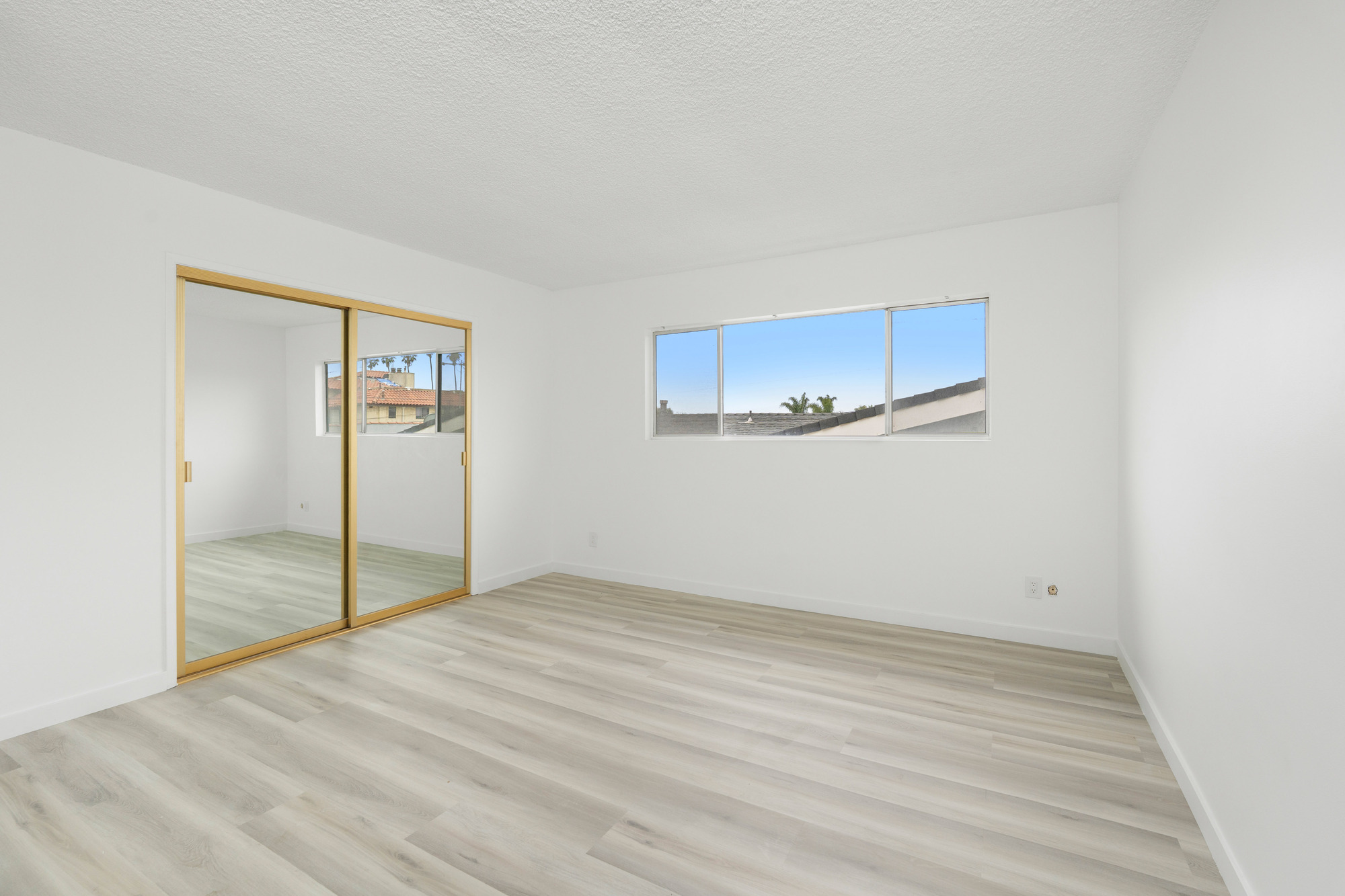 935 W 10th St thumbnail 21