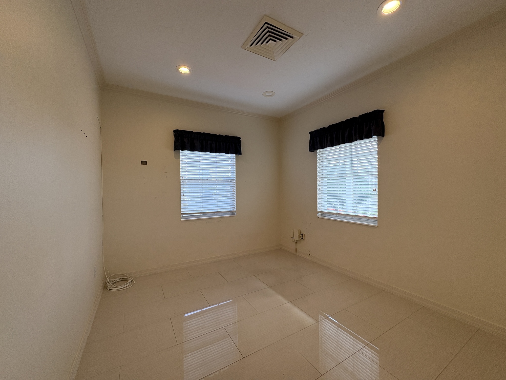 5750 Swift Rd. - photo 21 of 28