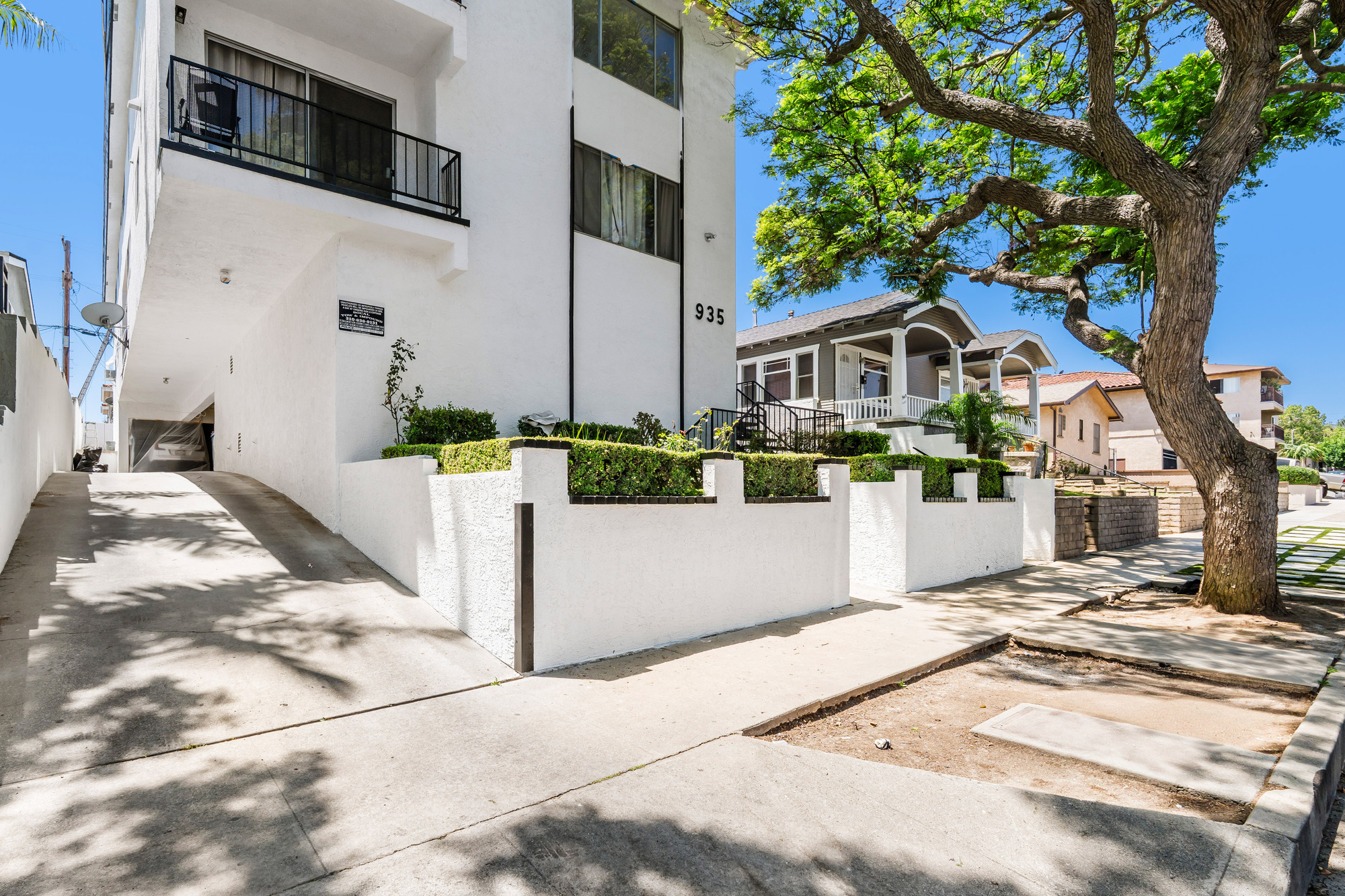 935 W 10th St thumbnail 29