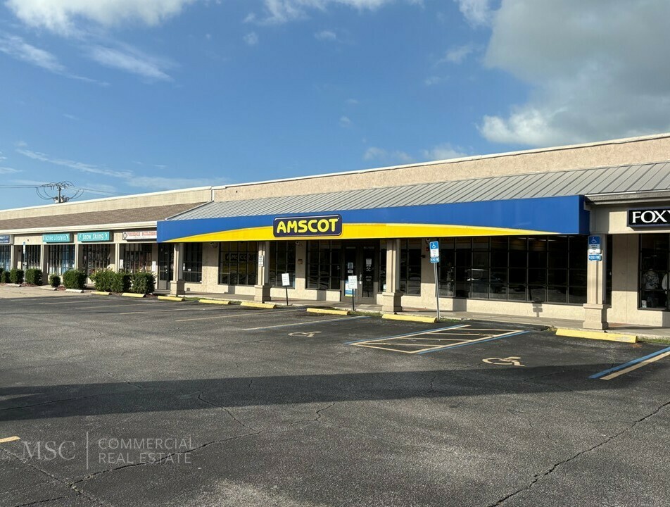 5900 S Tamiami Trl, Suite 17 - photo 13 of 16