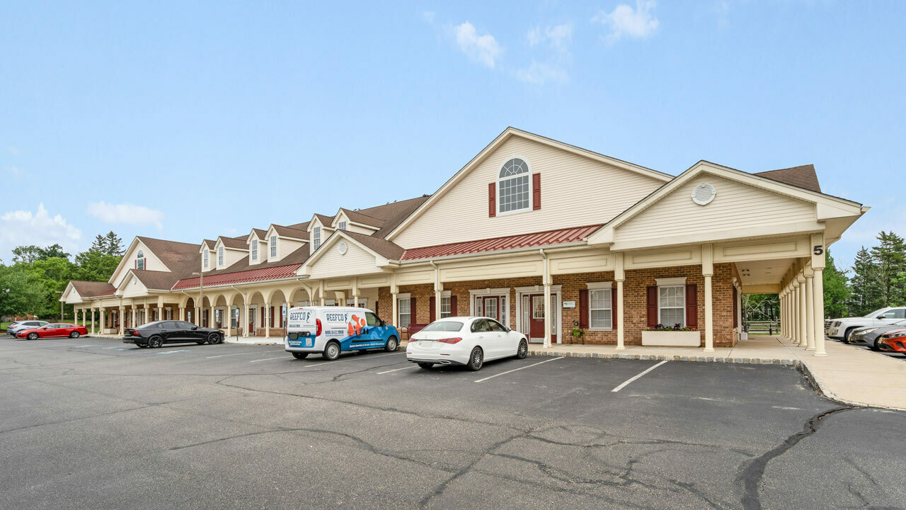 Property Photo Building 5