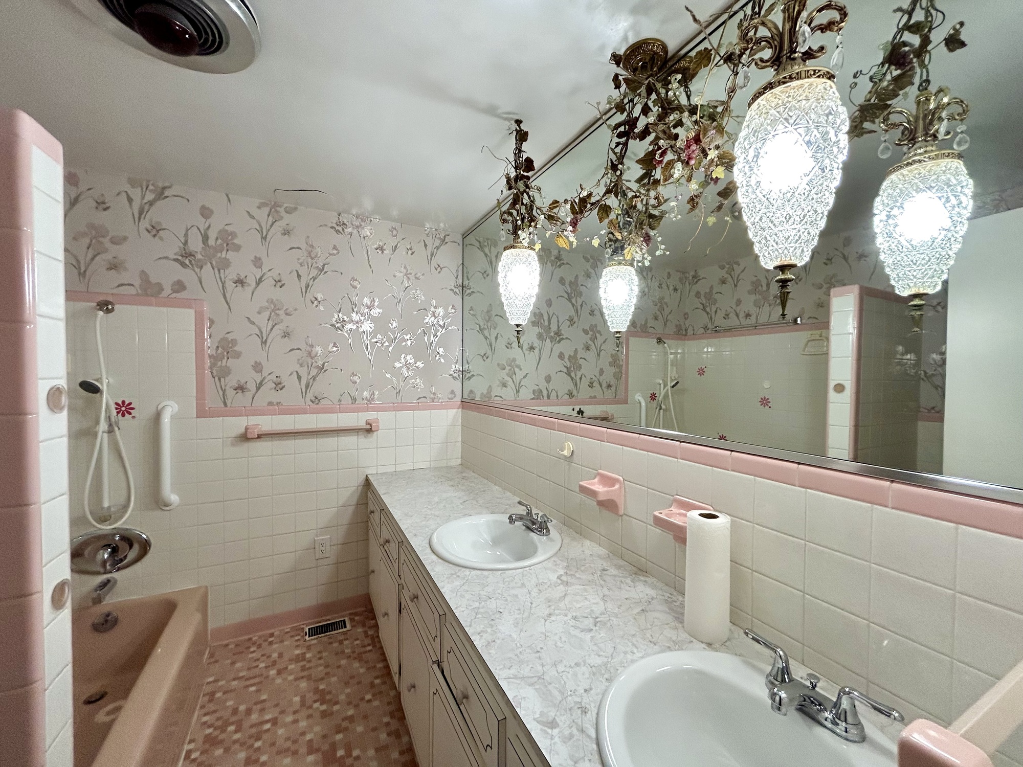 2714 Manatee Ave W - photo 6 of 11