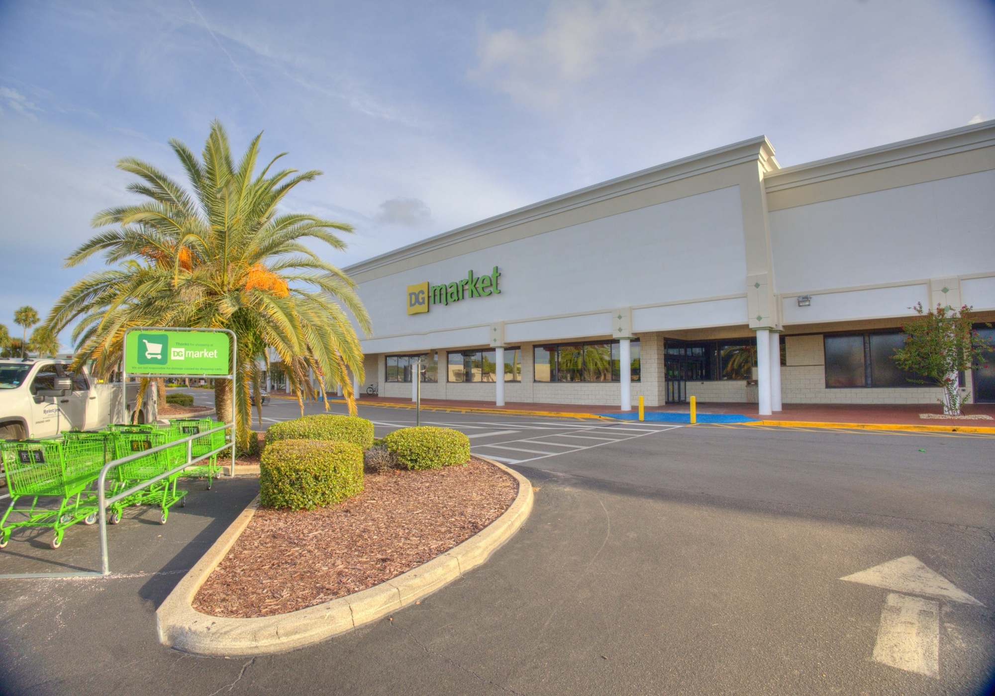 Prime Retail Opportunity in Central Merritt Island’s Bustling Plaza 5