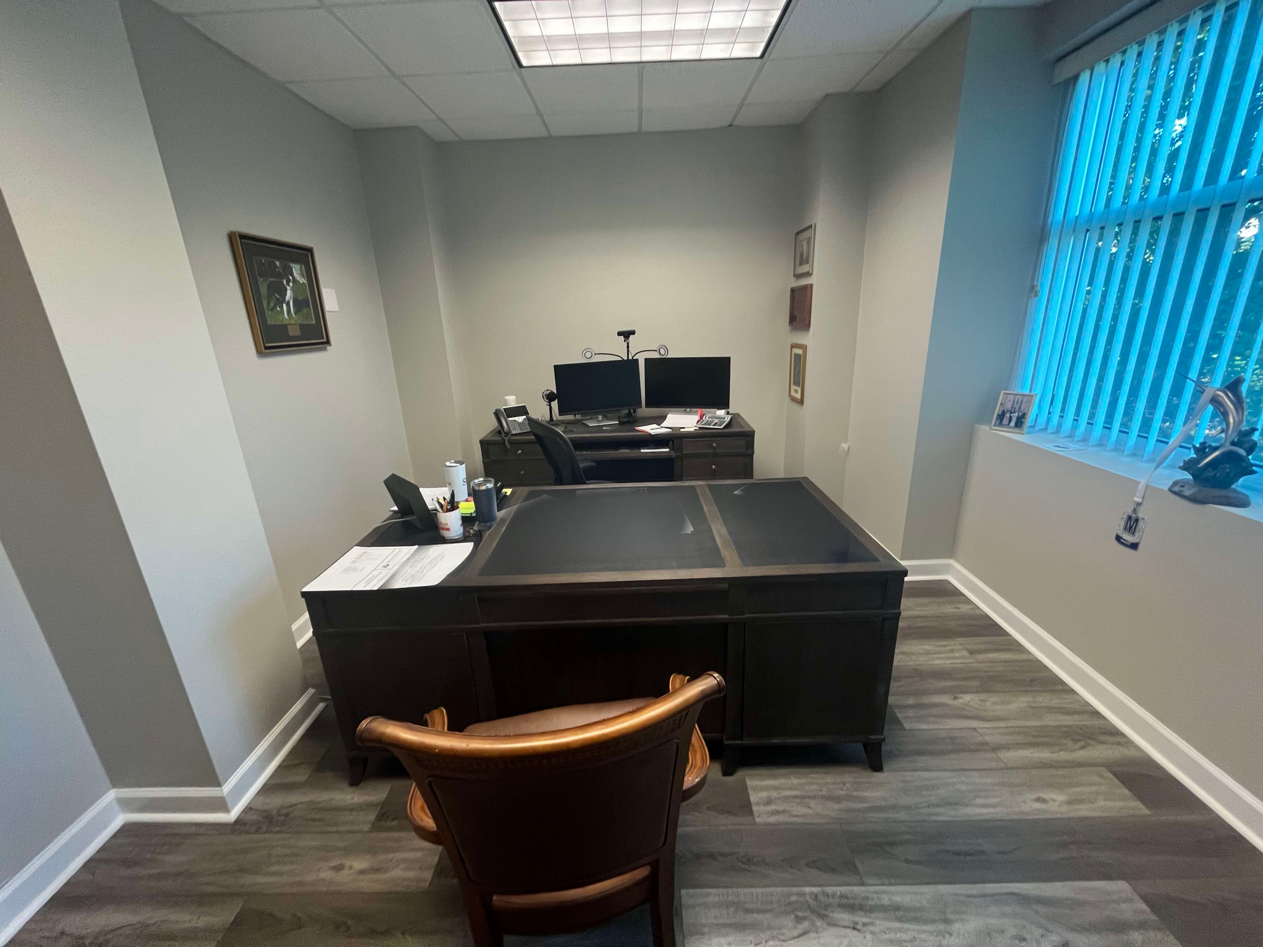 Office in Charleston 5