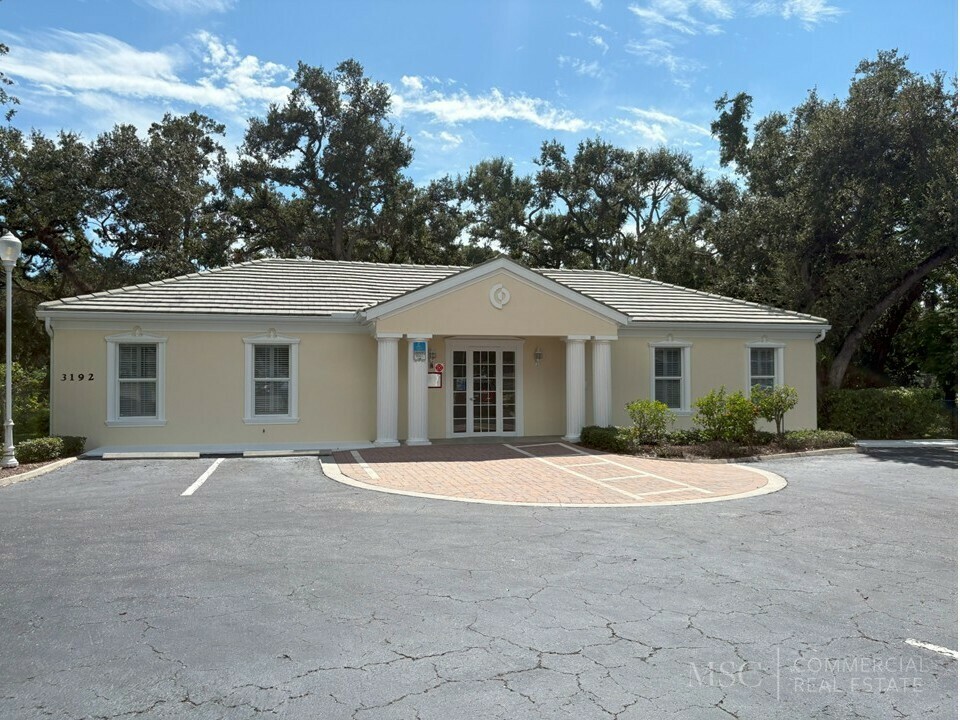 3192 Fruitville Rd - photo 9 of 31