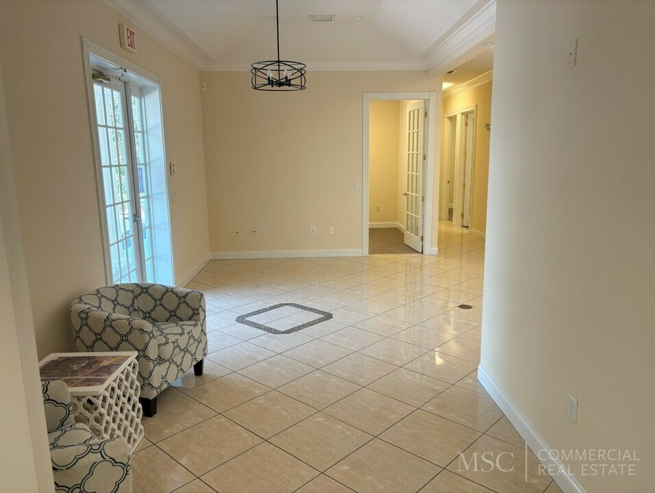 3192 Fruitville Rd - photo 26 of 31
