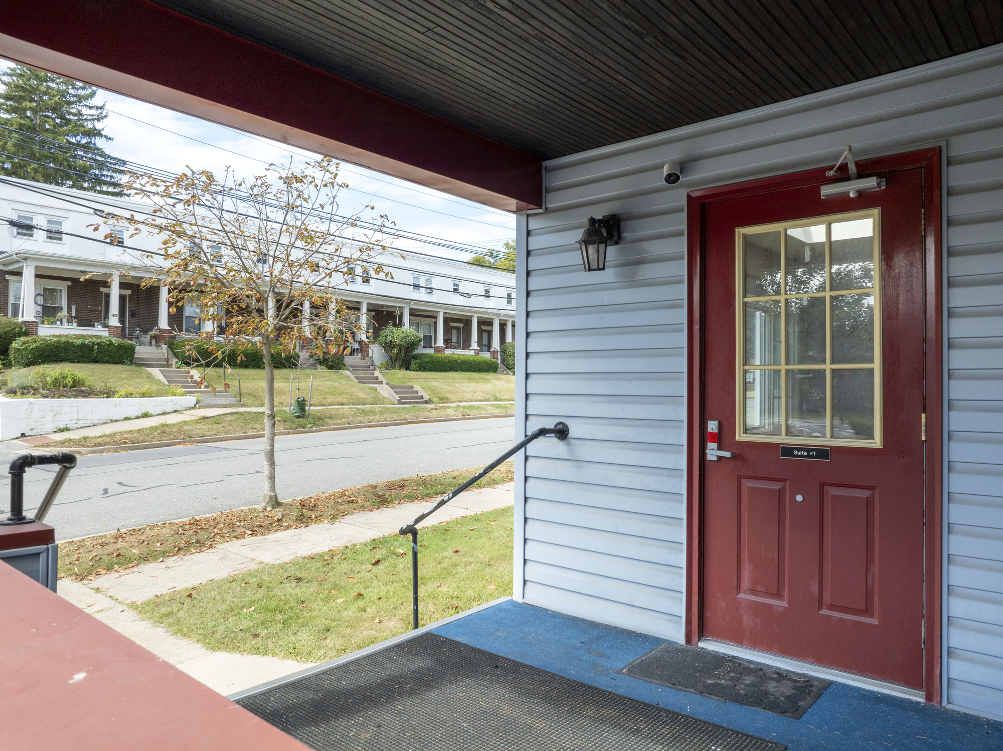 Flexible Professional Office Suites Near Penn State | 489–952 SF Available | 6 Parking Spaces 4