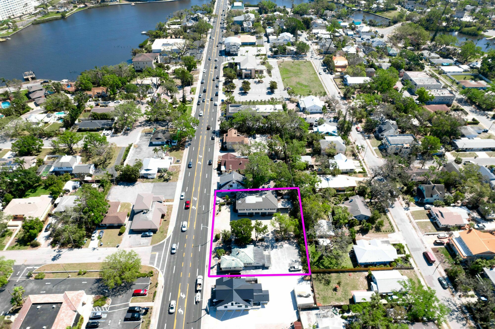 2027 Manatee Ave W - photo 10 of 10
