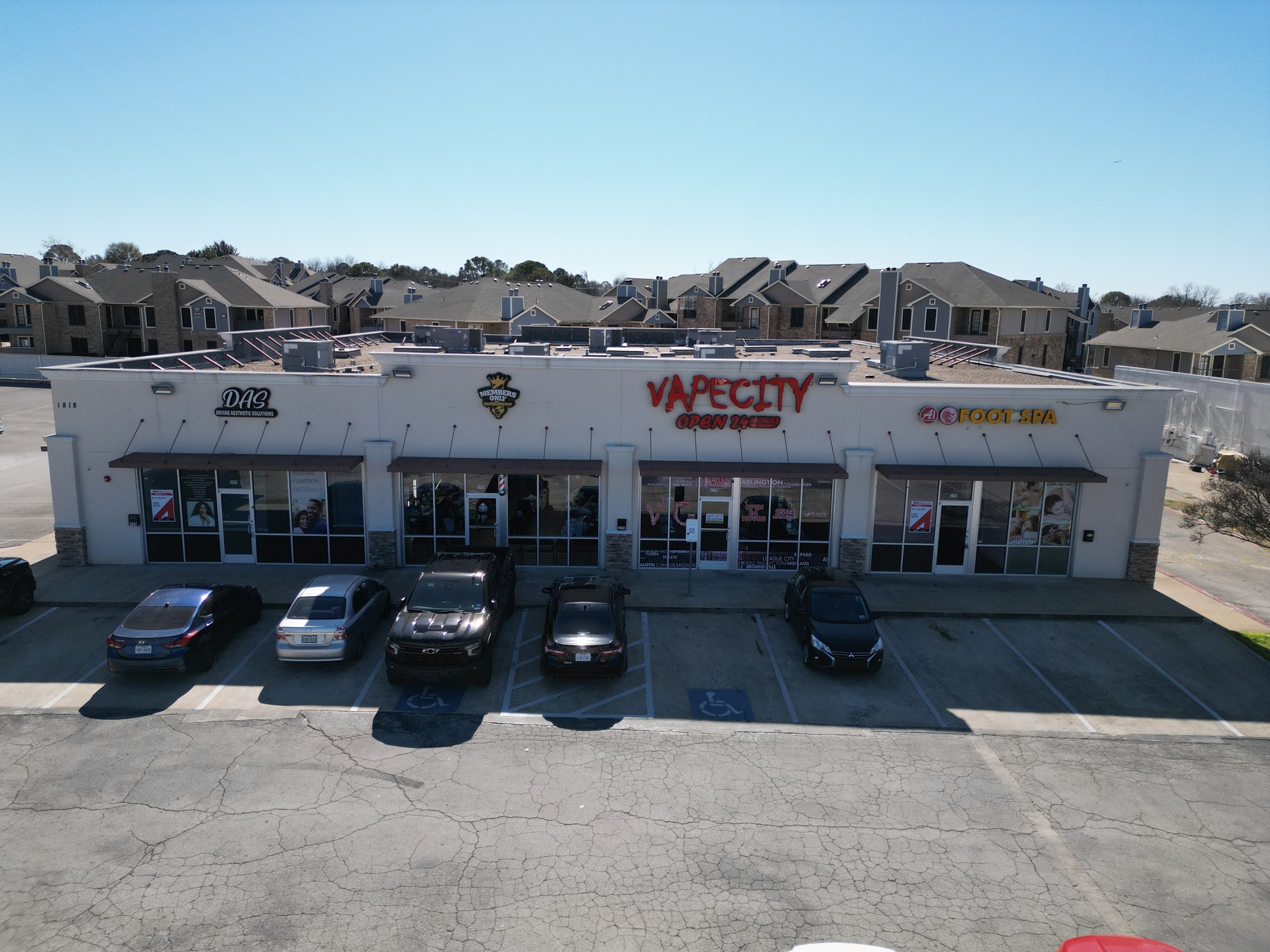 Corner retail suite for lease on high-traffic Pioneer Pkwy with monument signage and excellent regional access
