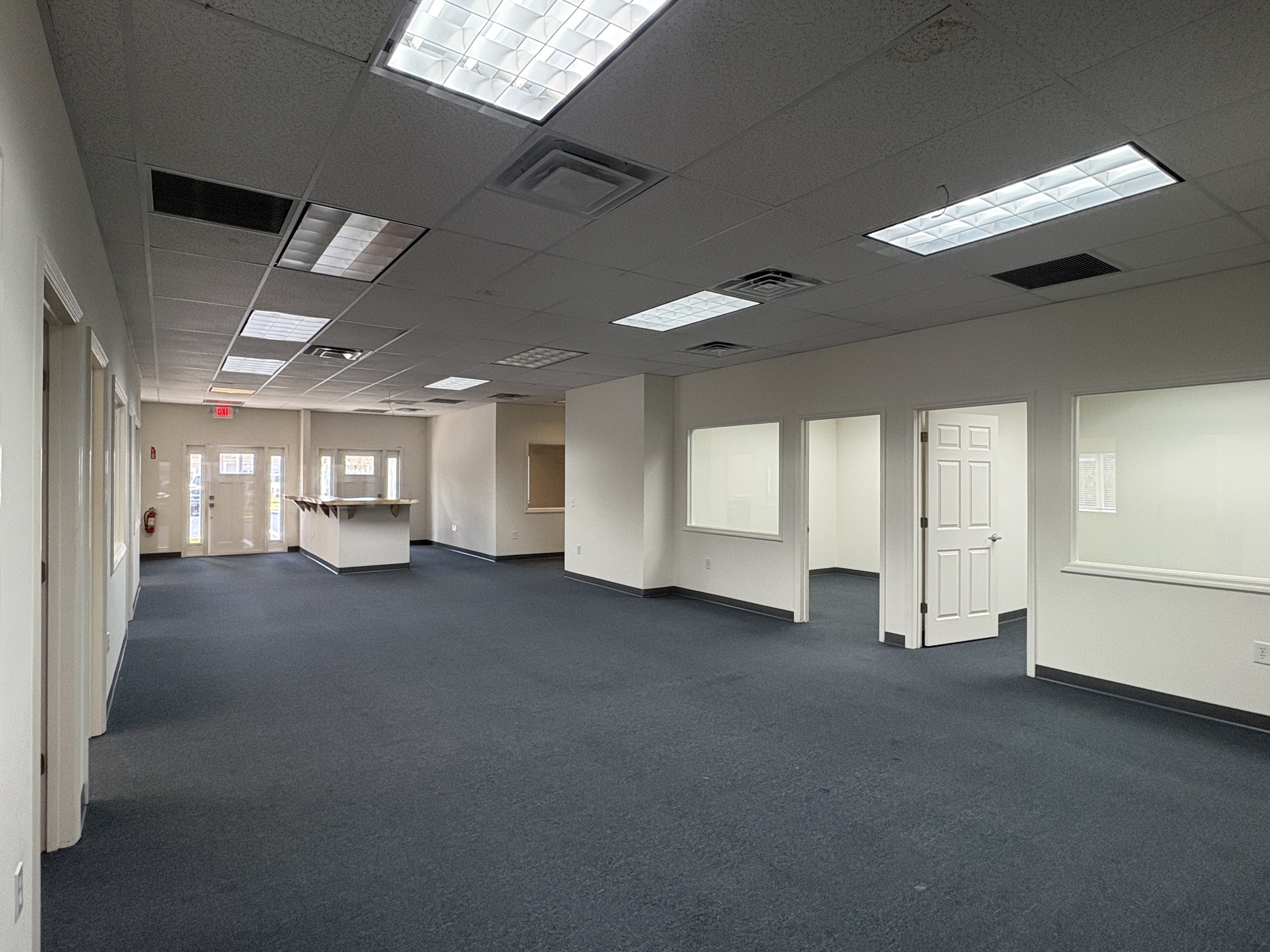 2946 University Pkwy. - photo 5 of 11