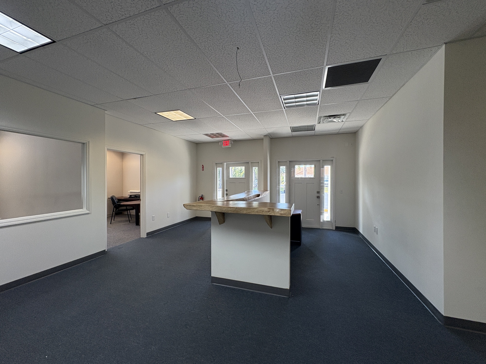 2946 University Pkwy. - photo 8 of 11