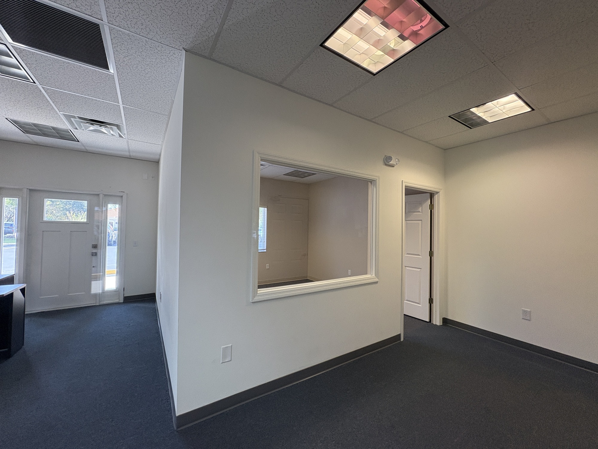 2946 University Pkwy. - photo 9 of 11