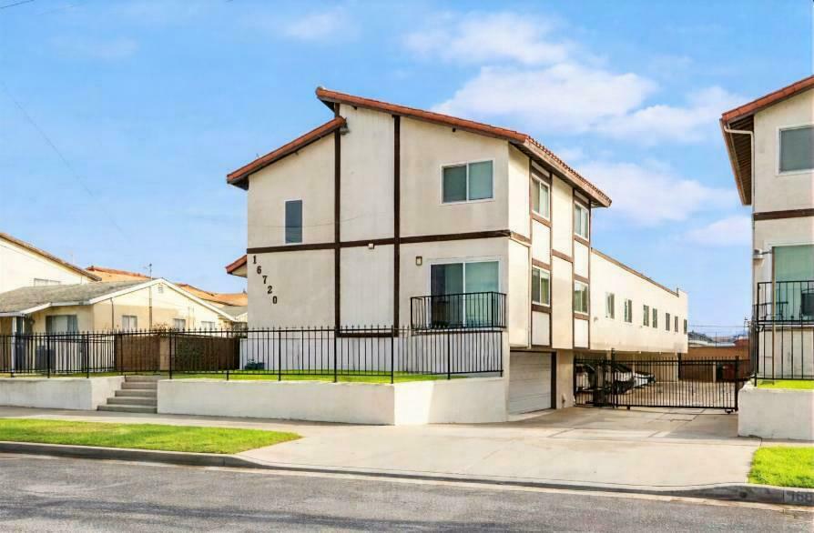 5-unit multifamily property at 16722 S Dalton Ave, Gardena, CA