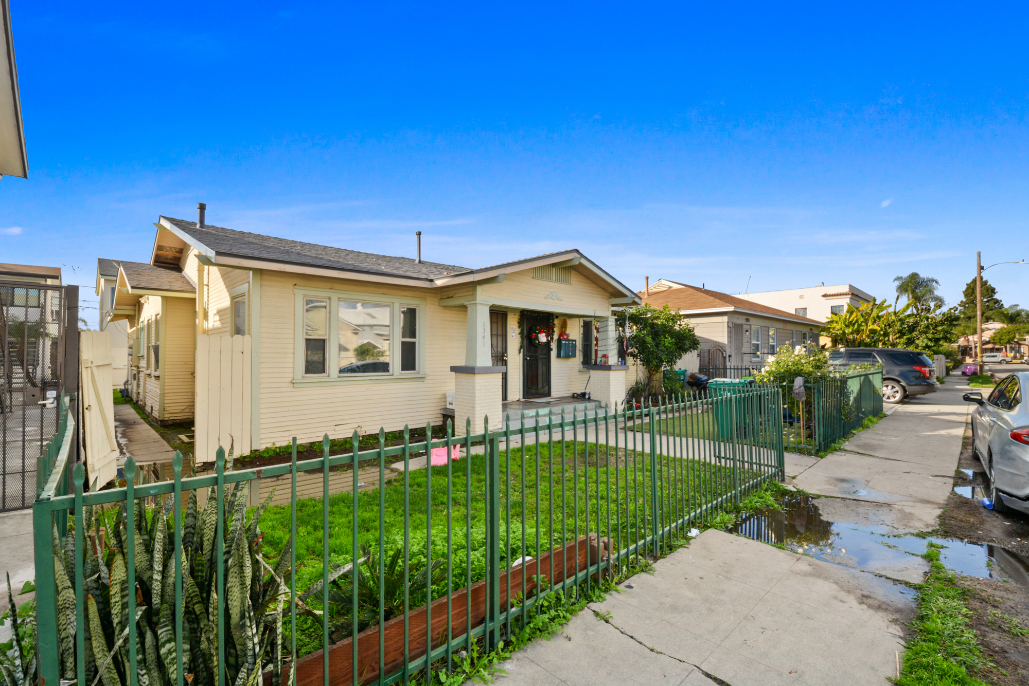 1341 Stanley Avenue thumbnail 2