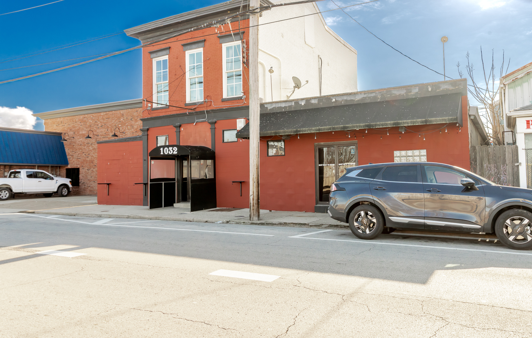 Restaurant / Bar / Event Venue at the Gateway to NuLu 3