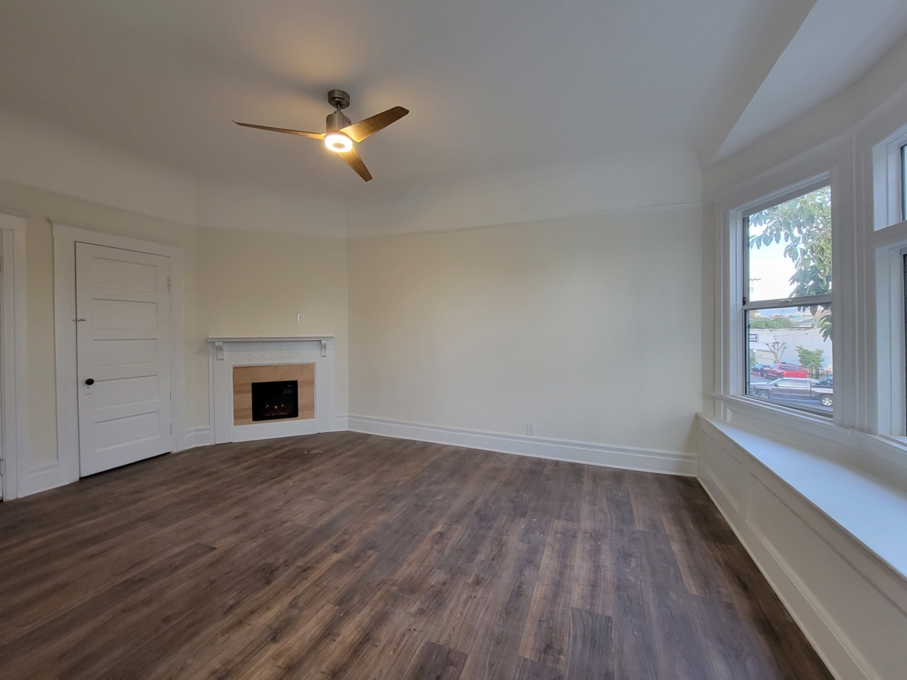 1304 W 17th Street thumbnail 7