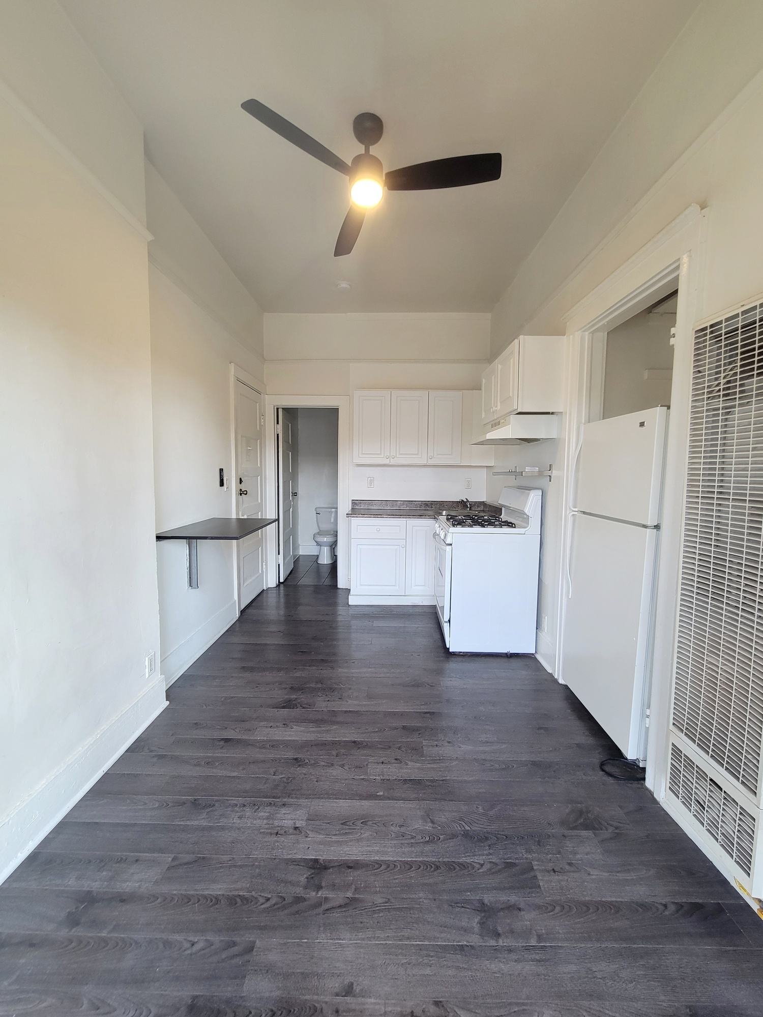 1304 W 17th Street thumbnail 30