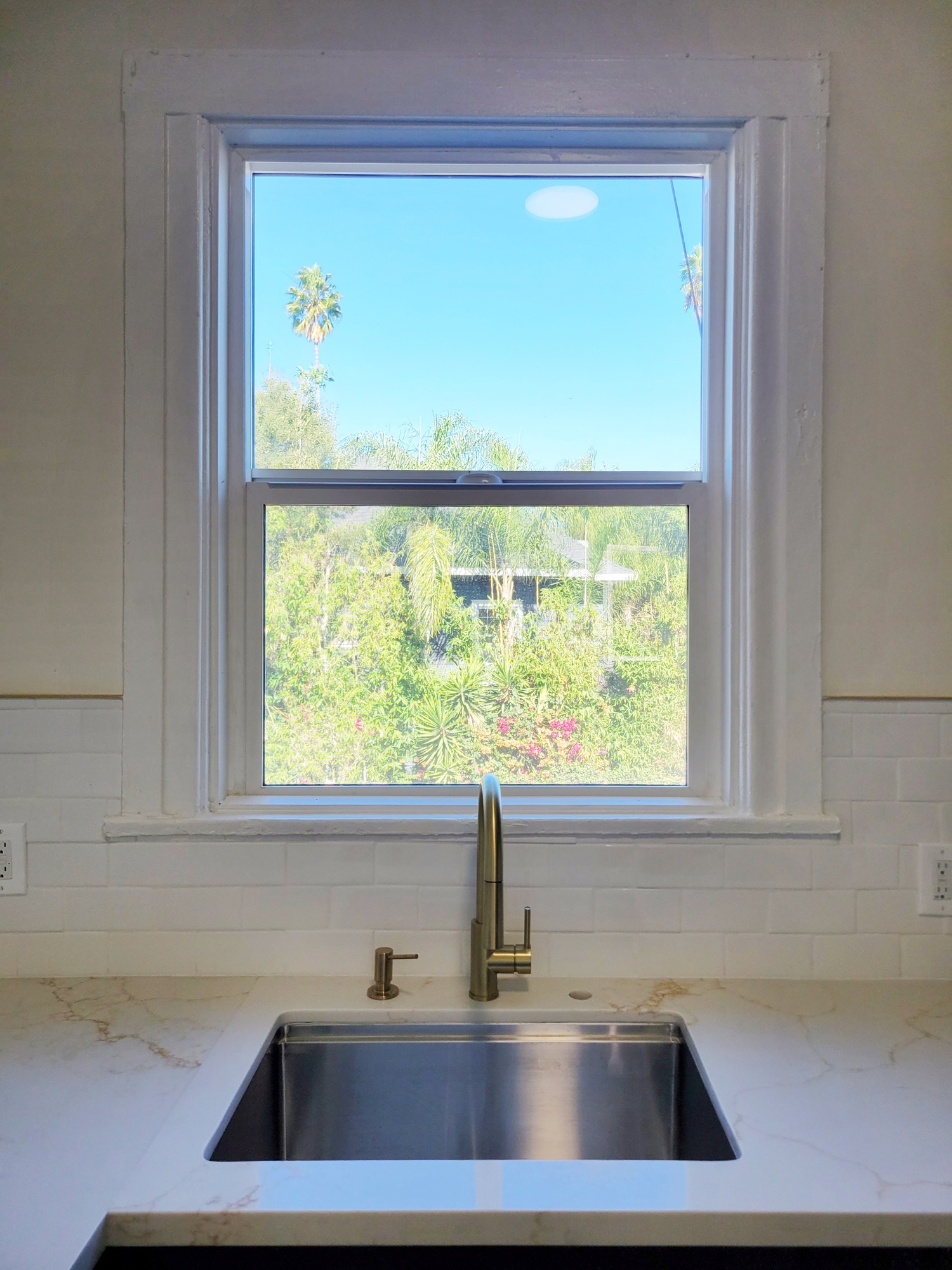 1304 W 17th Street thumbnail 39