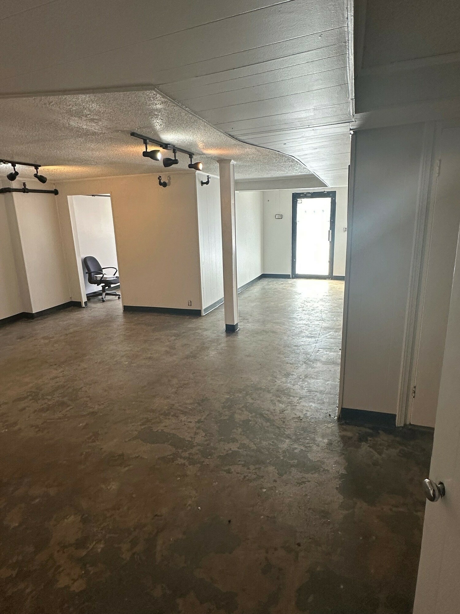 Birmingham Industrial Property Selling for ~$25 psf w OWNER FINANCING AVAILABLE 5
