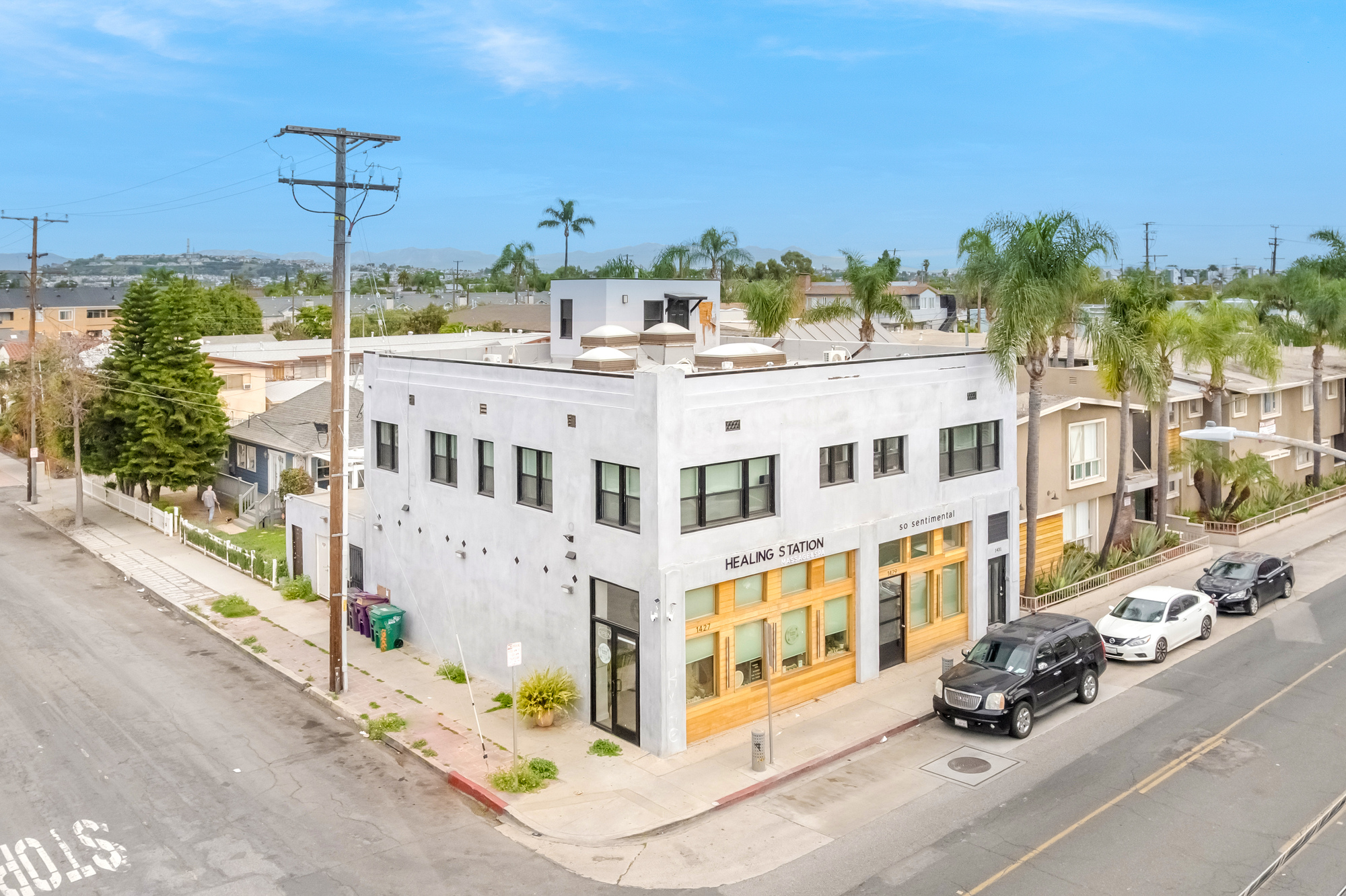 6-unit multifamily property at 1427 E 4th St, Long Beach, CA