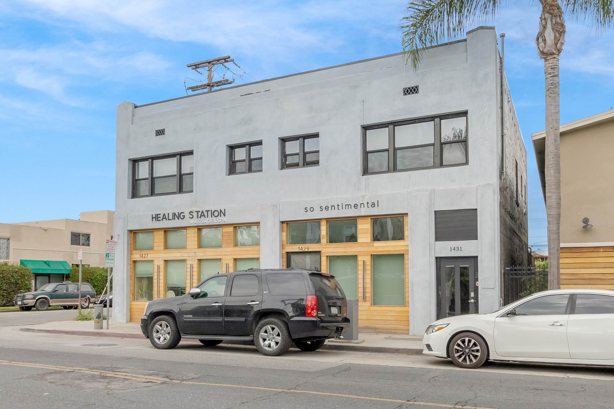 1427 E 4th St thumbnail 26
