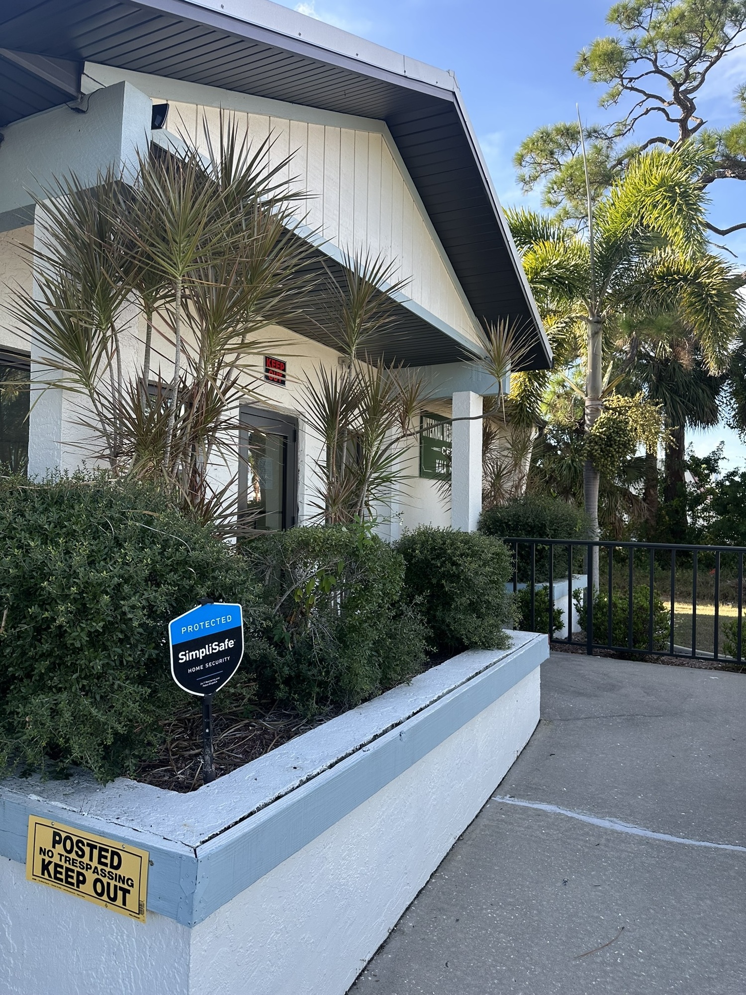 2841 Tamiami Trl - photo 5 of 74