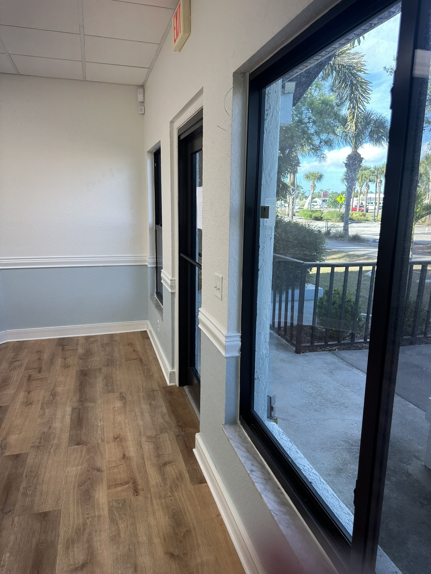 2841 Tamiami Trl - photo 13 of 74