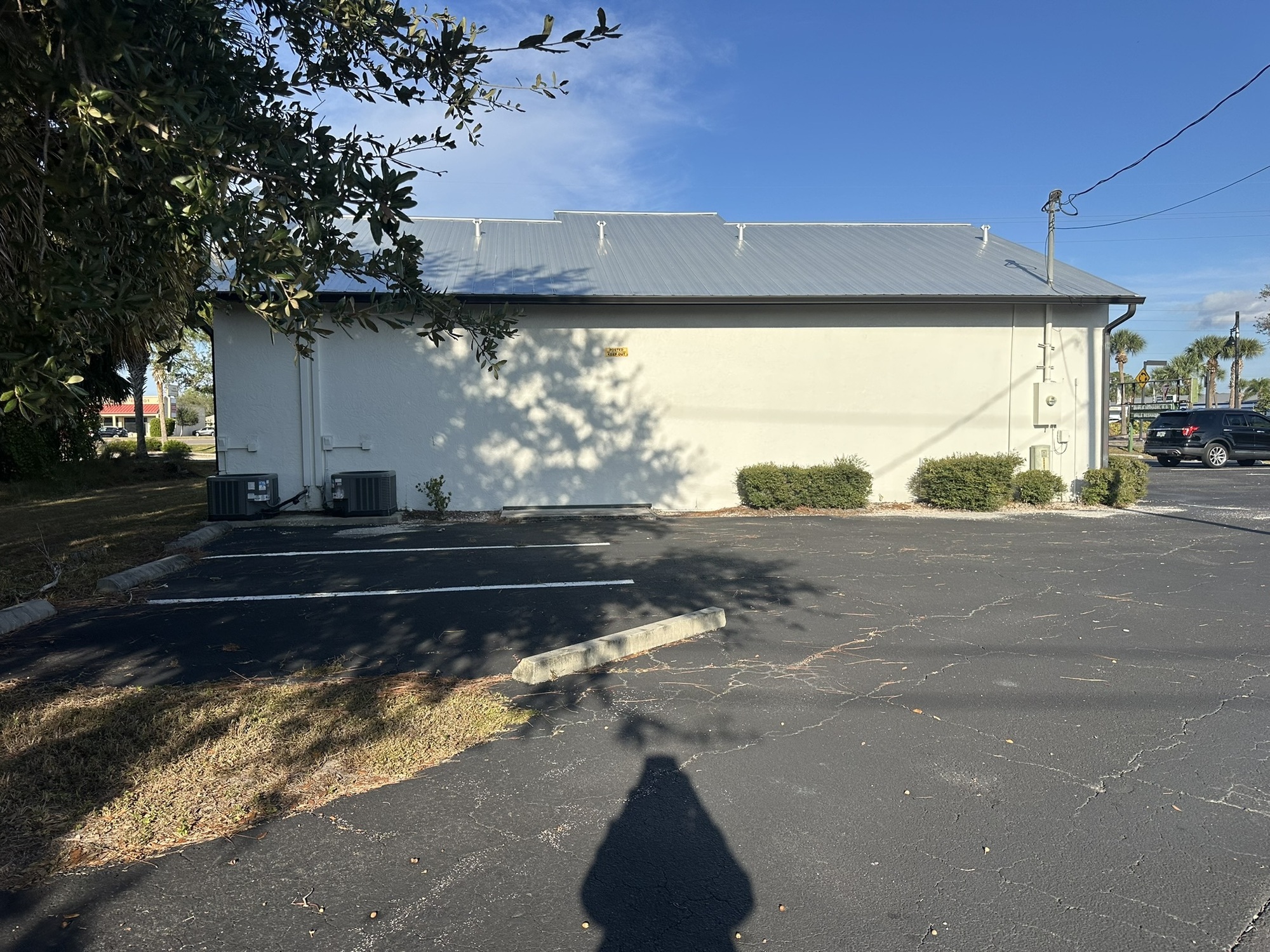 2841 Tamiami Trl - photo 52 of 74