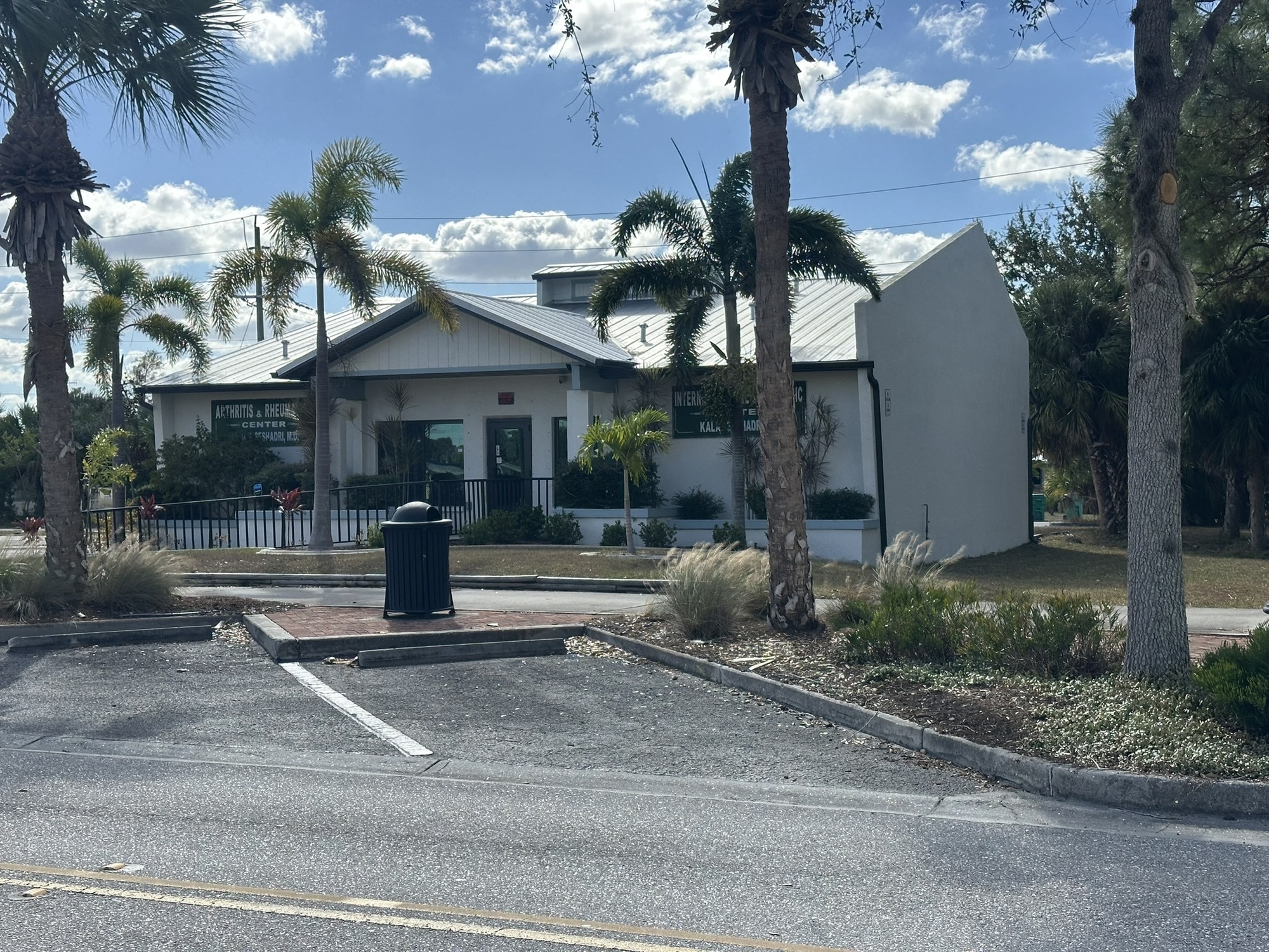 2841 Tamiami Trl - photo 63 of 74