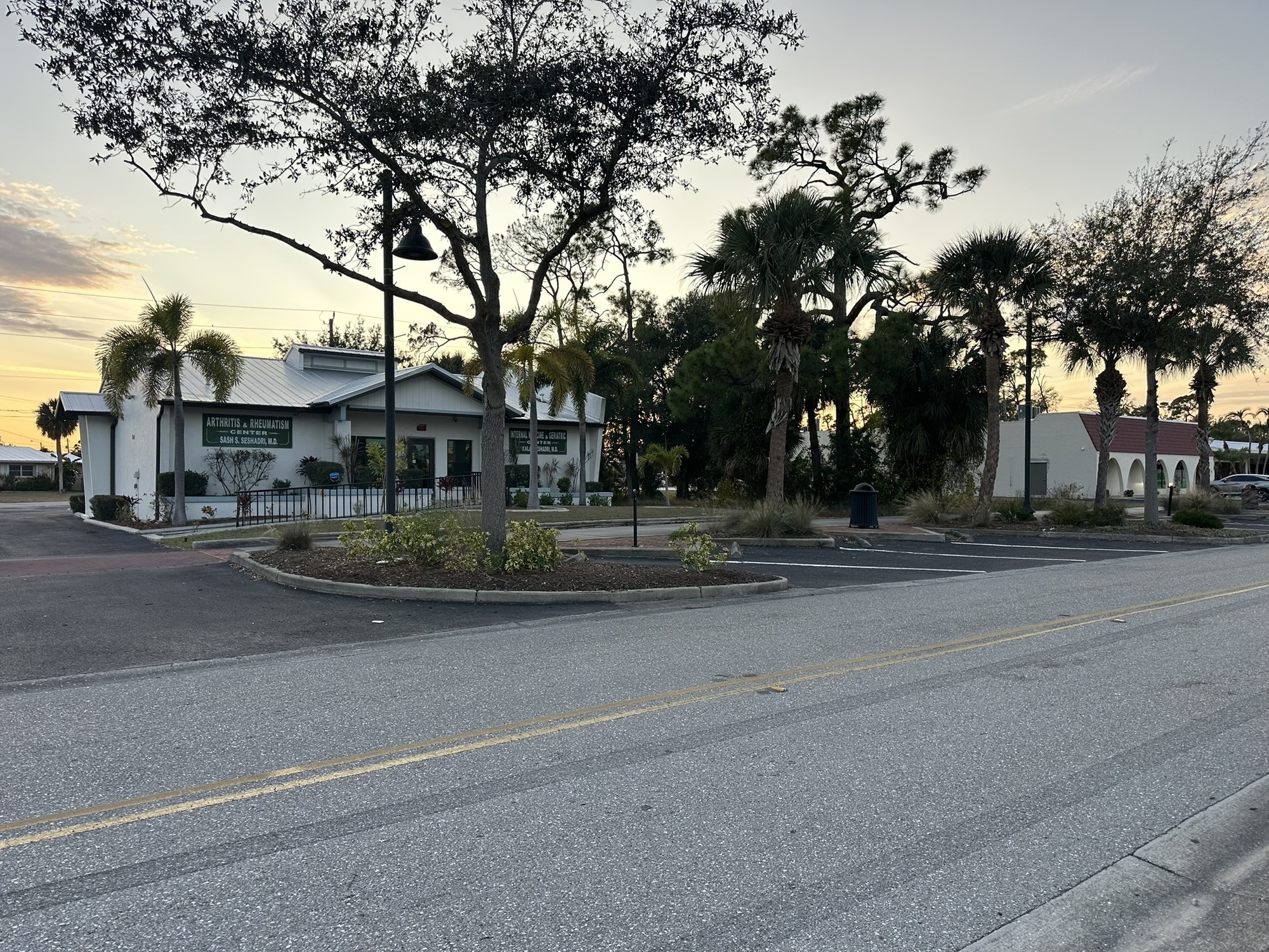 2841 Tamiami Trl - photo 74 of 74