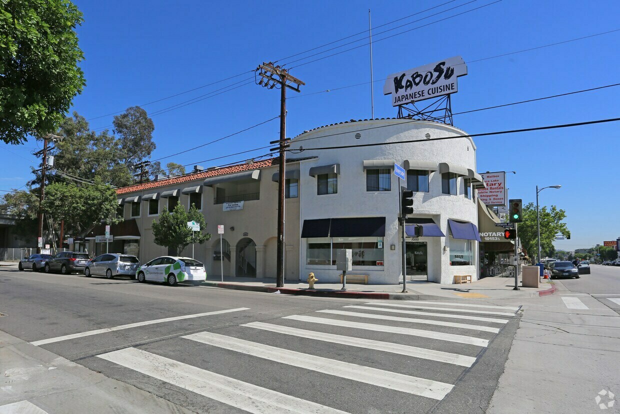 Office in Toluca Lake