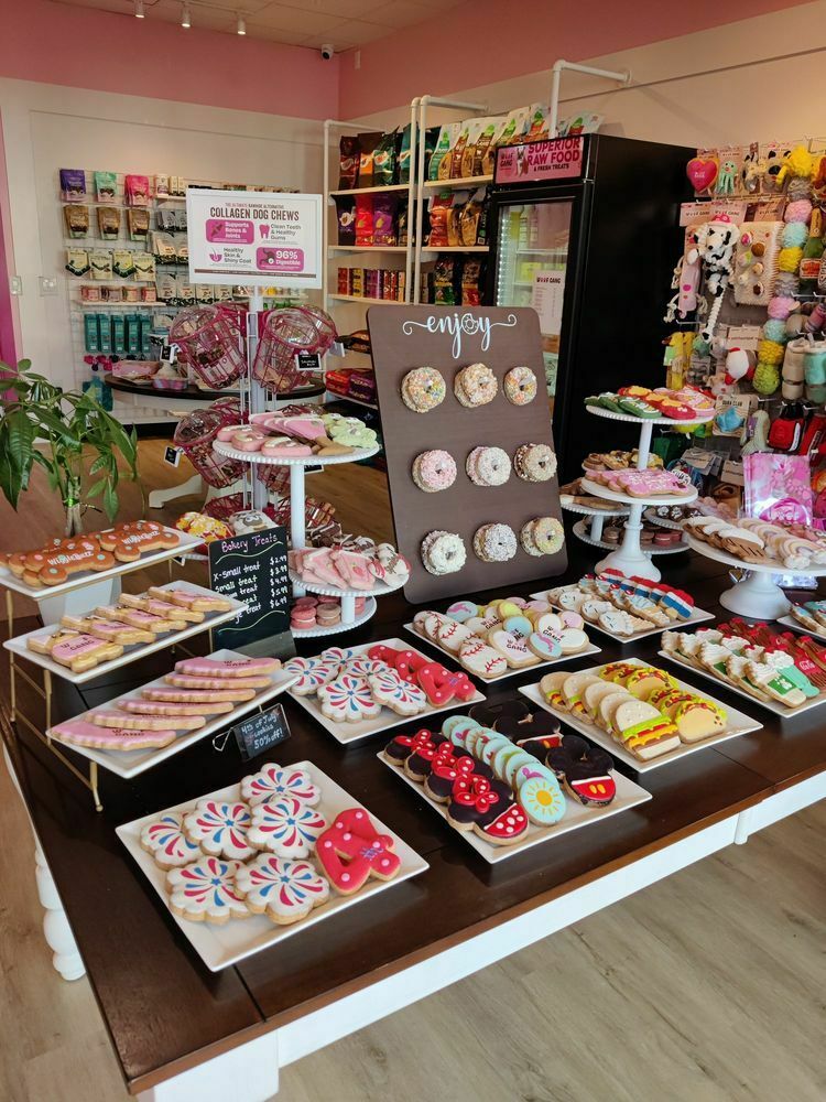 Turn Key Dog Grooming/Bakery Space 3