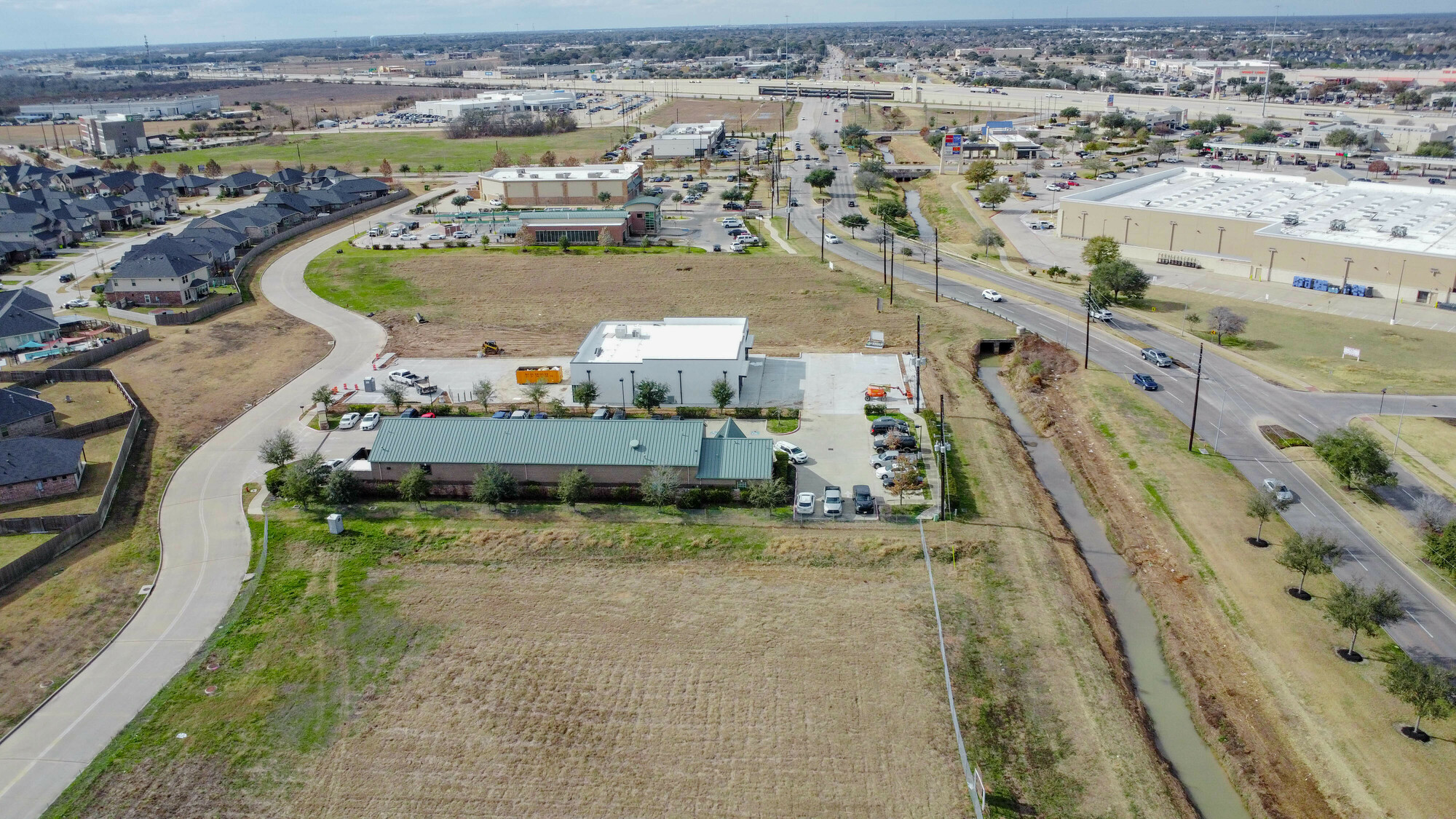 Retail Center Space Available | Co-Tenancy with Established Eye Center | Rosenberg, TX 4