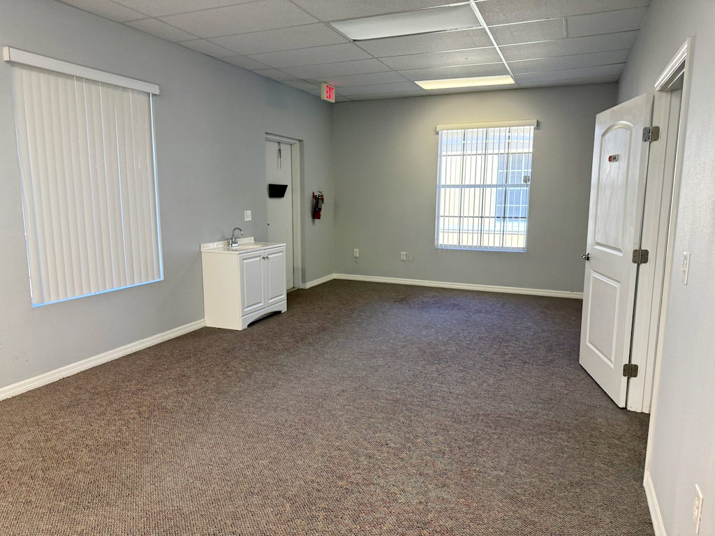 Brandon Lease Space 3