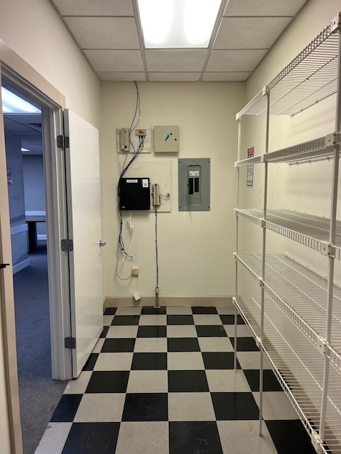 1882 Porter Lake Dr Unit 102 - photo 8 of 9