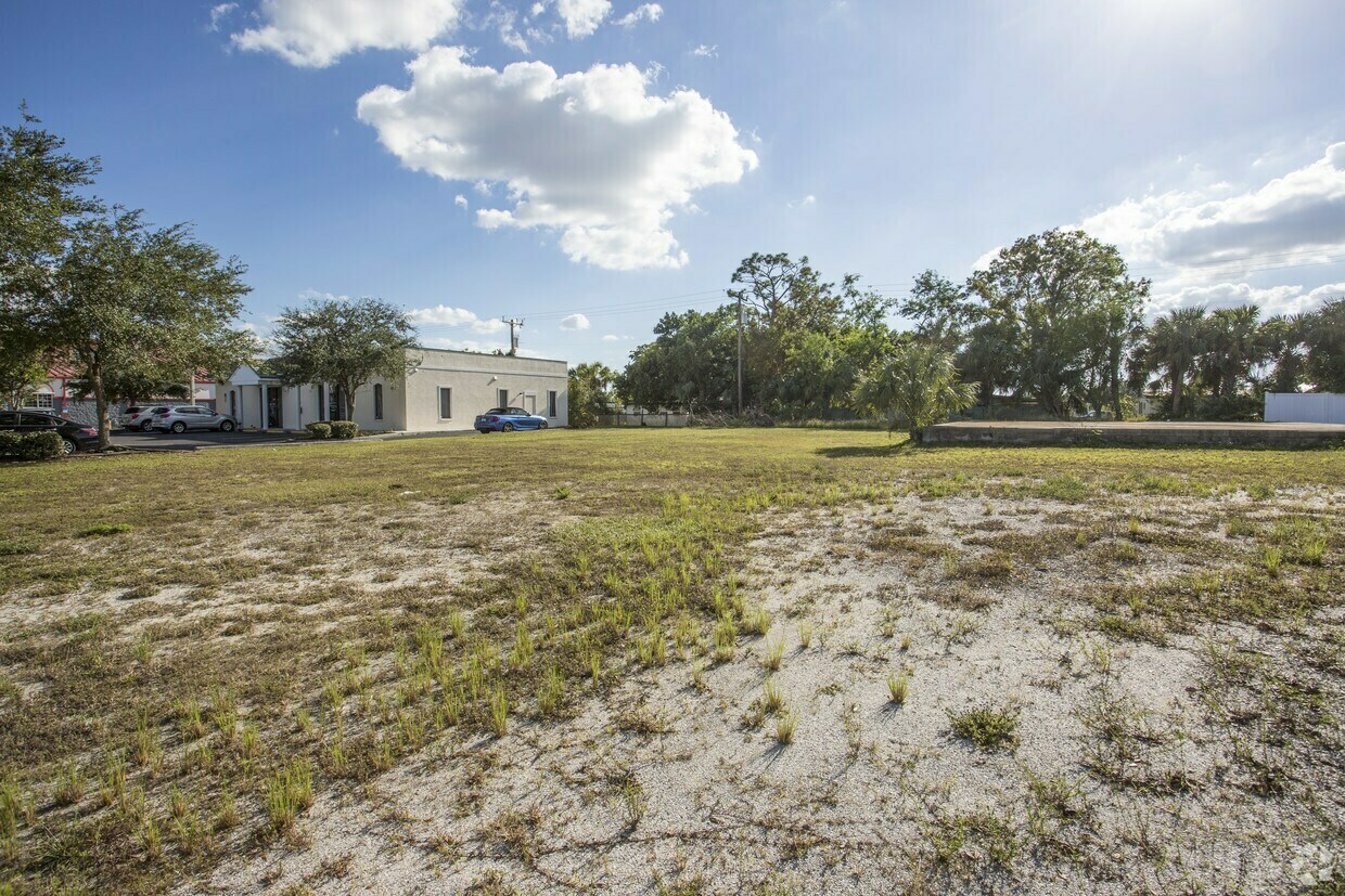 3601 Tamiami Trail - photo 15 of 15