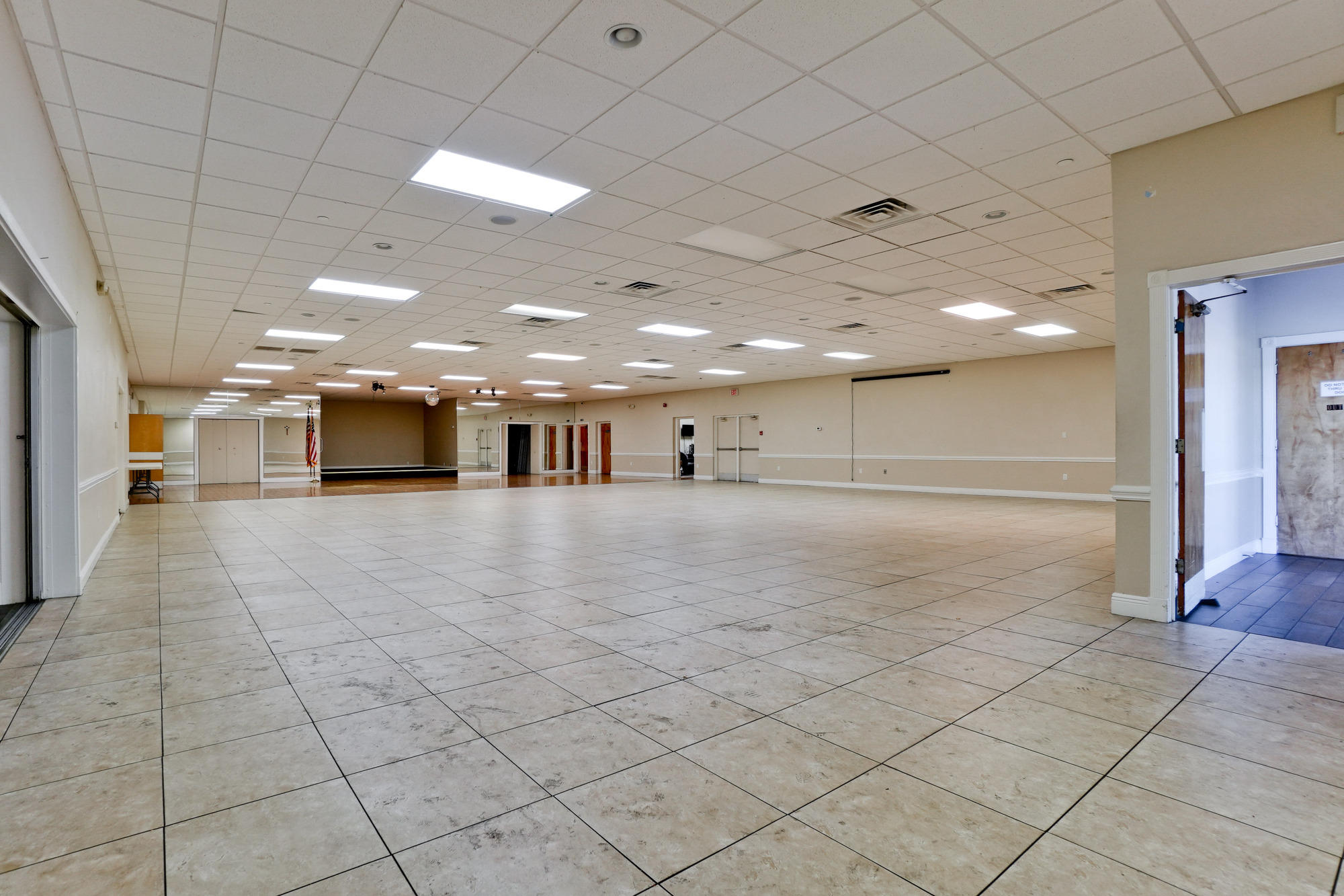 4880 Fruitville Rd - photo 27 of 76