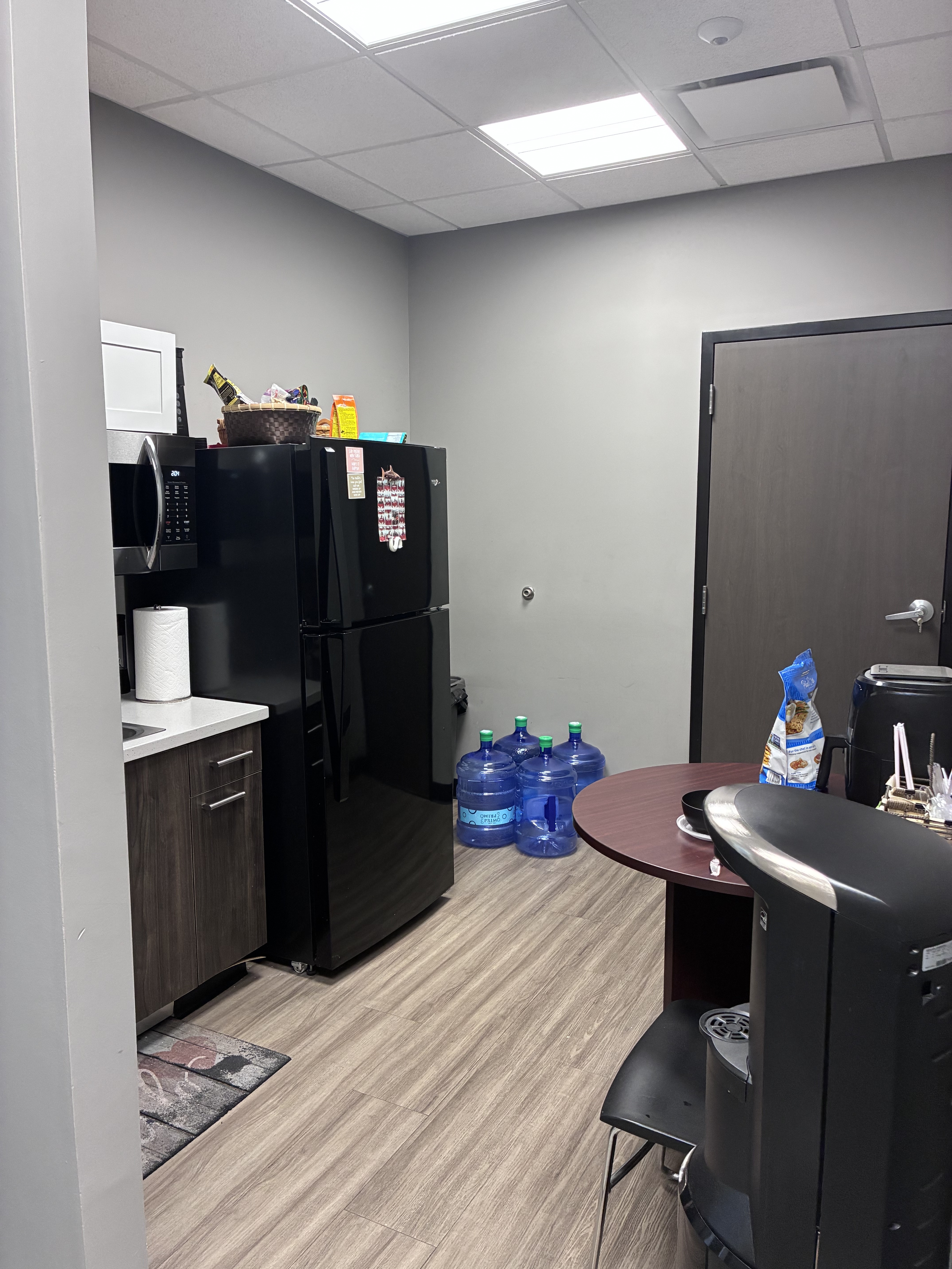8630 N Green Hills Road Office Building photo 17
