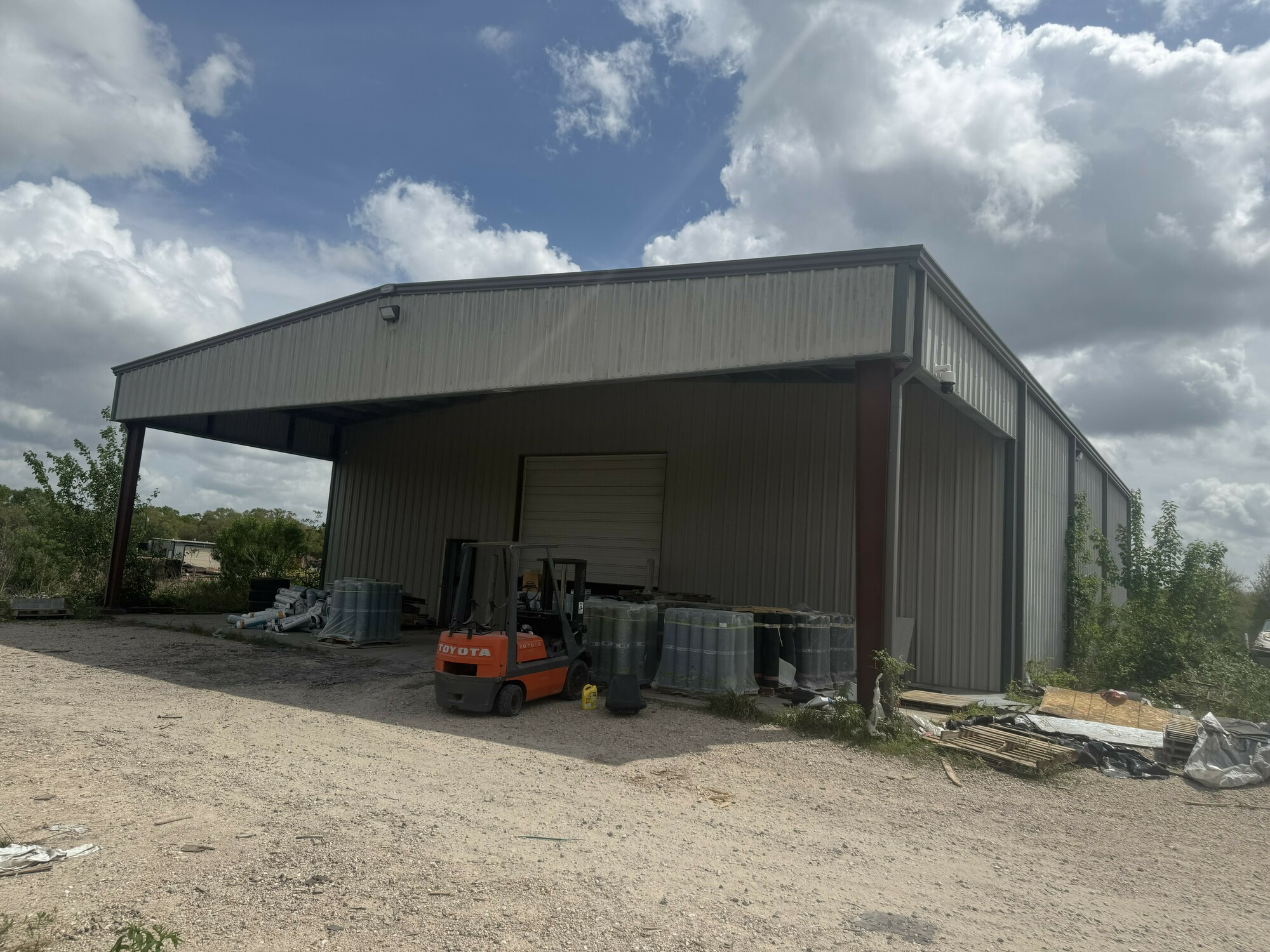 Industrial in Alvin